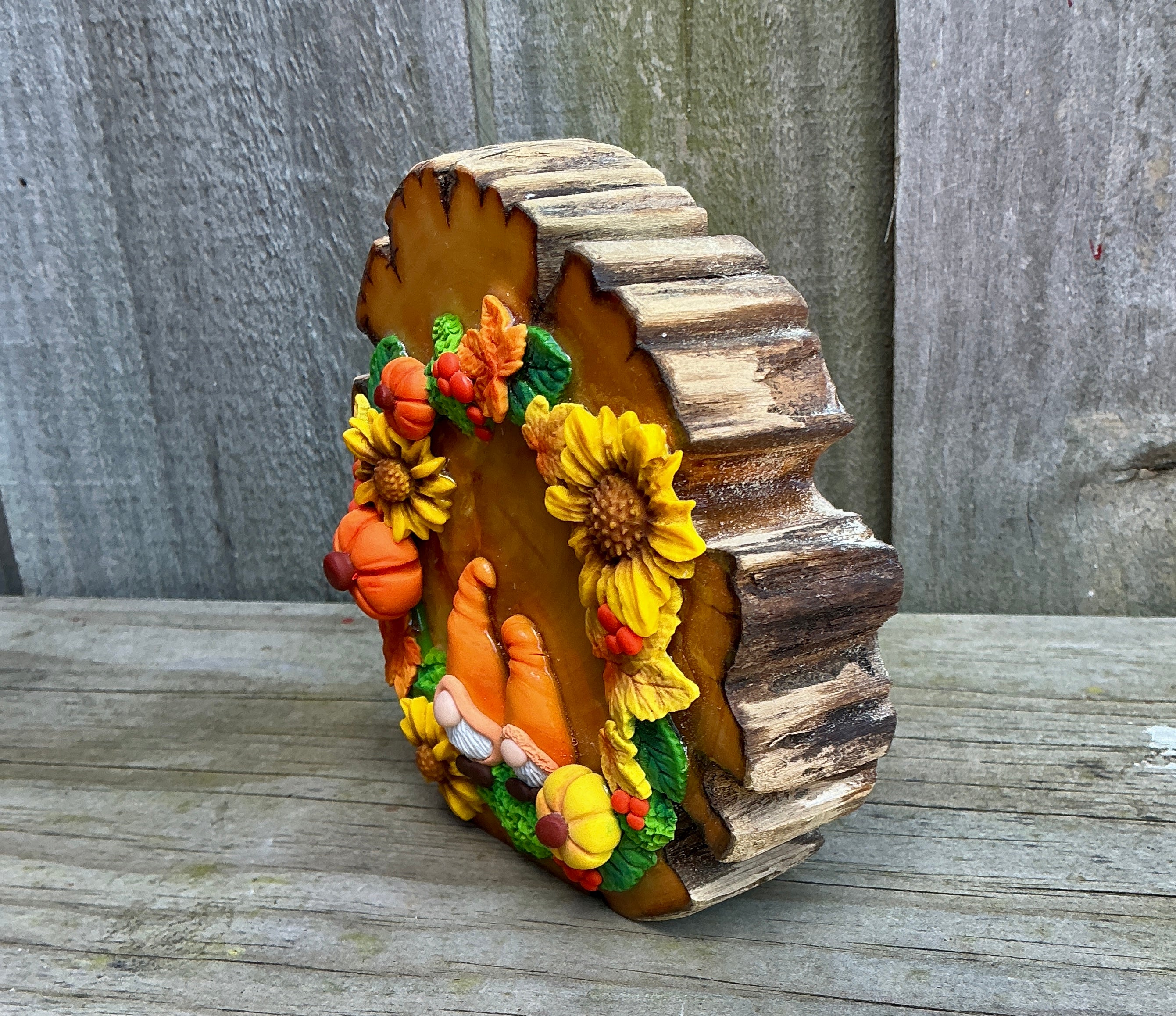 Spring Gnome Shelfie