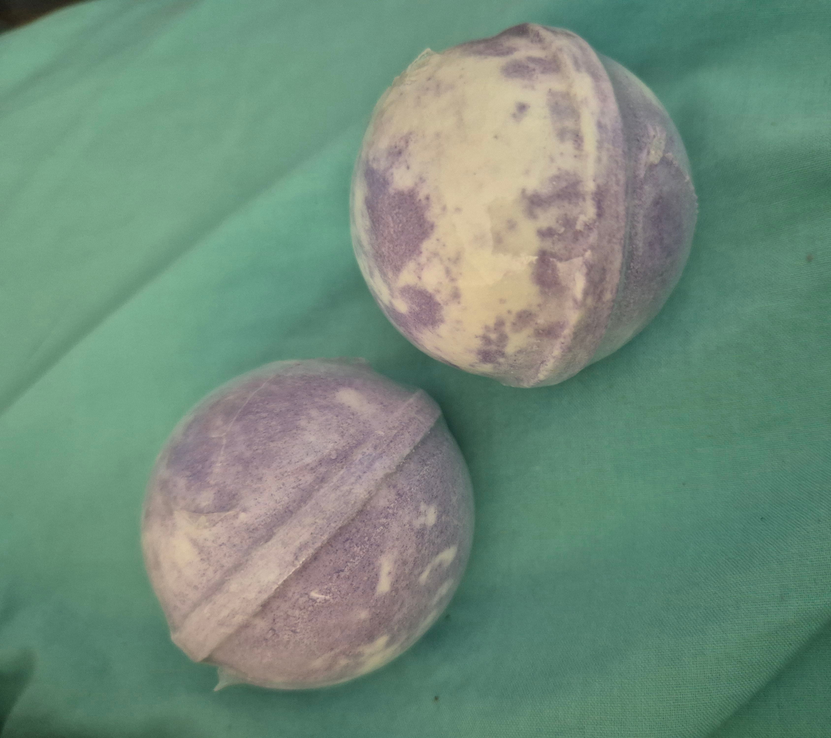 Handmade - 2 x Lavendar & Chamomile Bath Bombs
