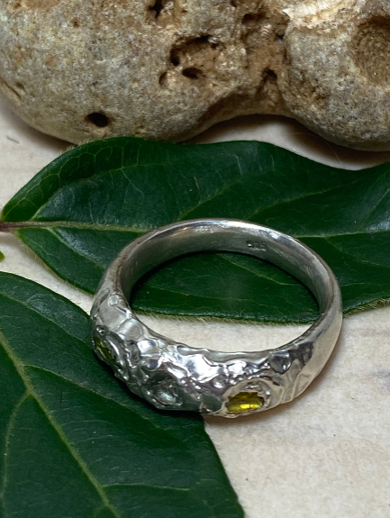 Three Seeds Ring