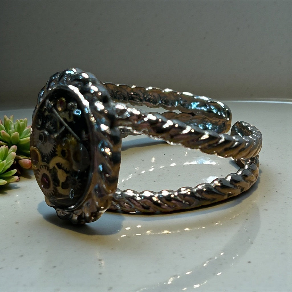 Steampunk watch parts Ladies Silver ring