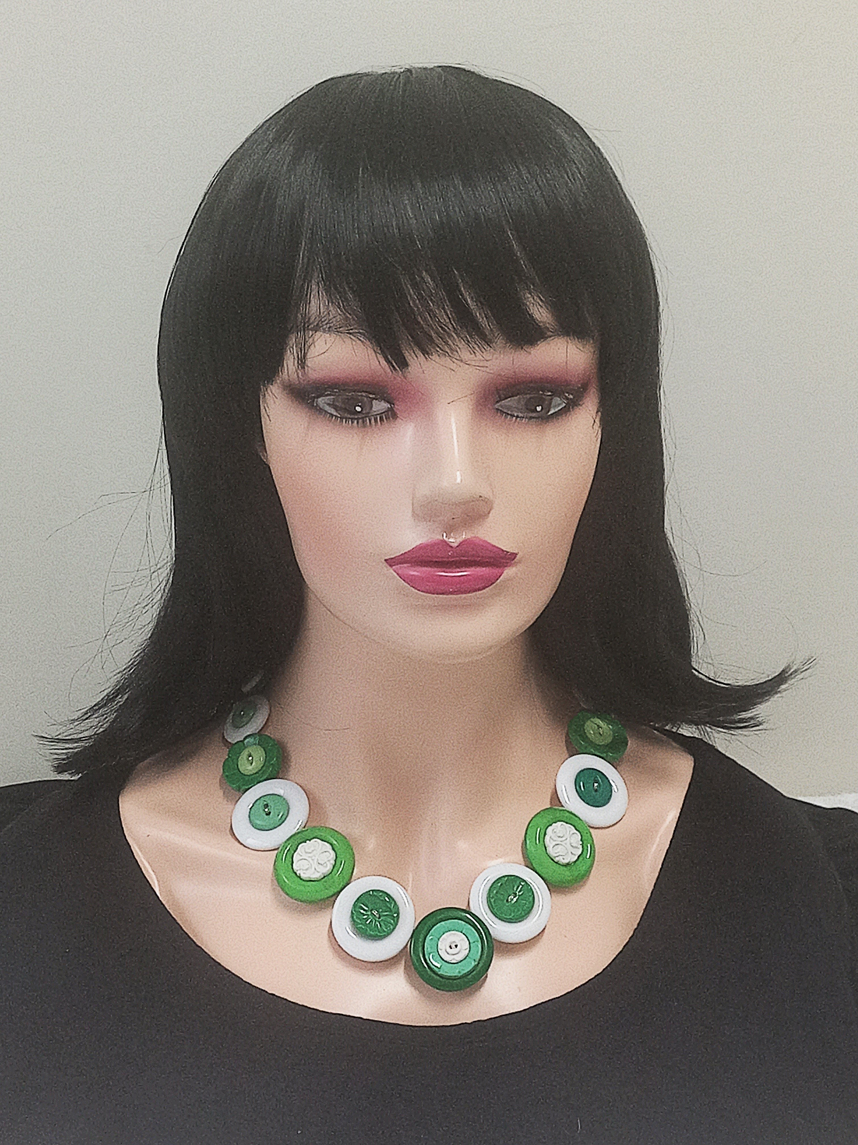 Button necklace - Green flowers