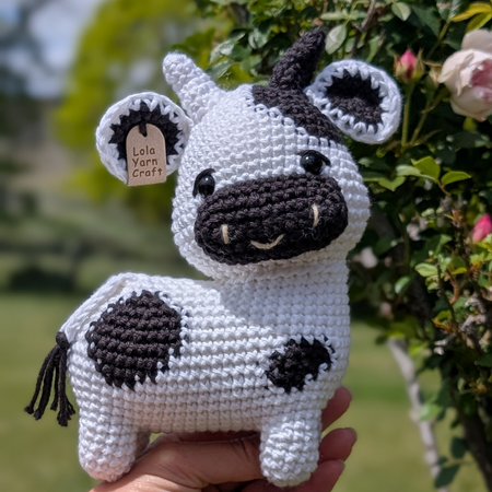 Little farm cow. Crocheted gift
