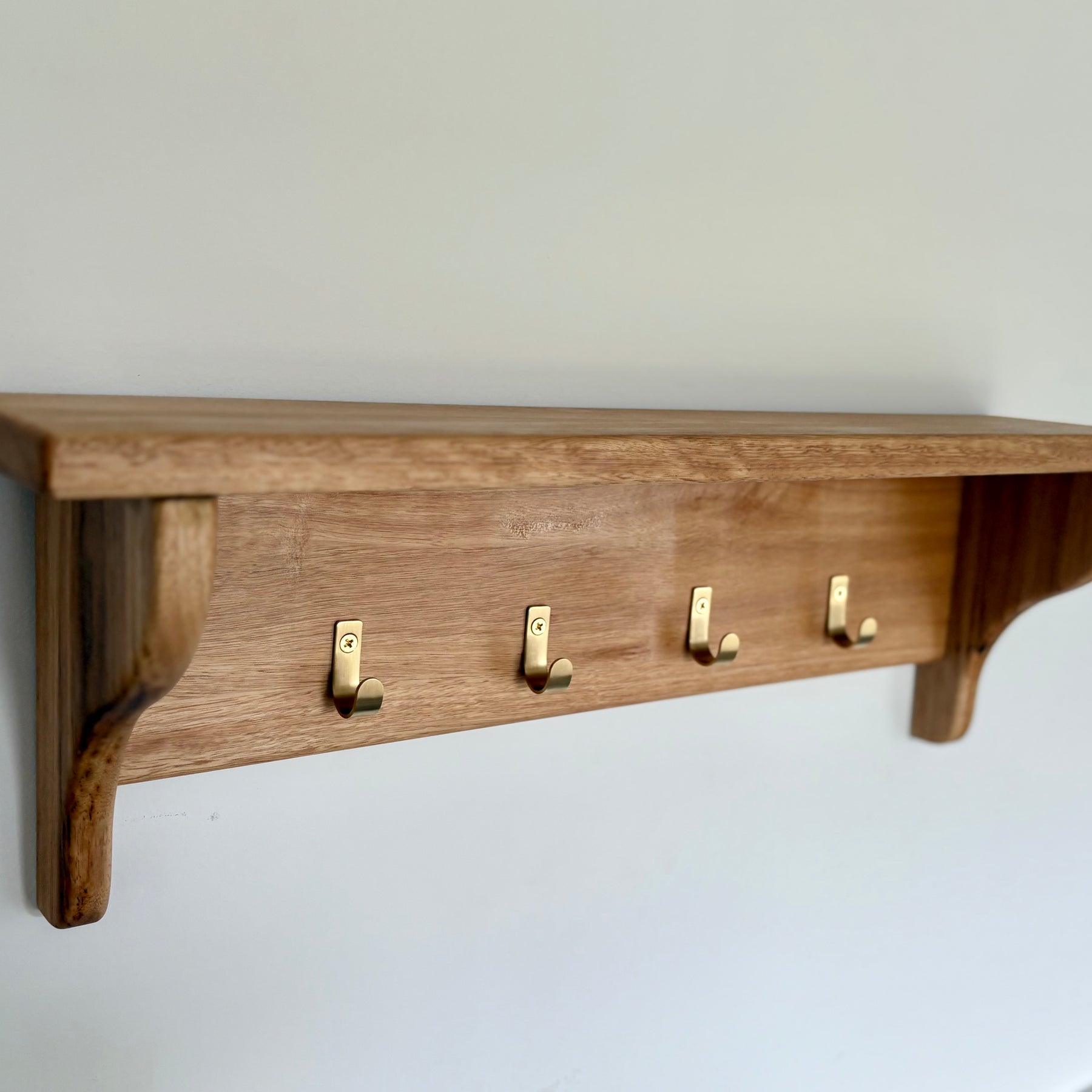 Blackbutt wall shelf with gold hooks