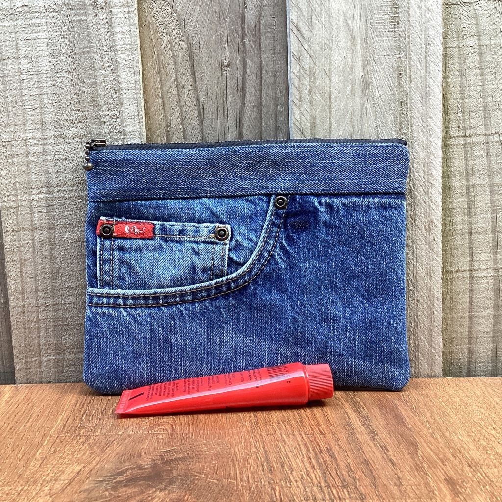 Upcycled Denim Purse – Lee Jeans Pocket