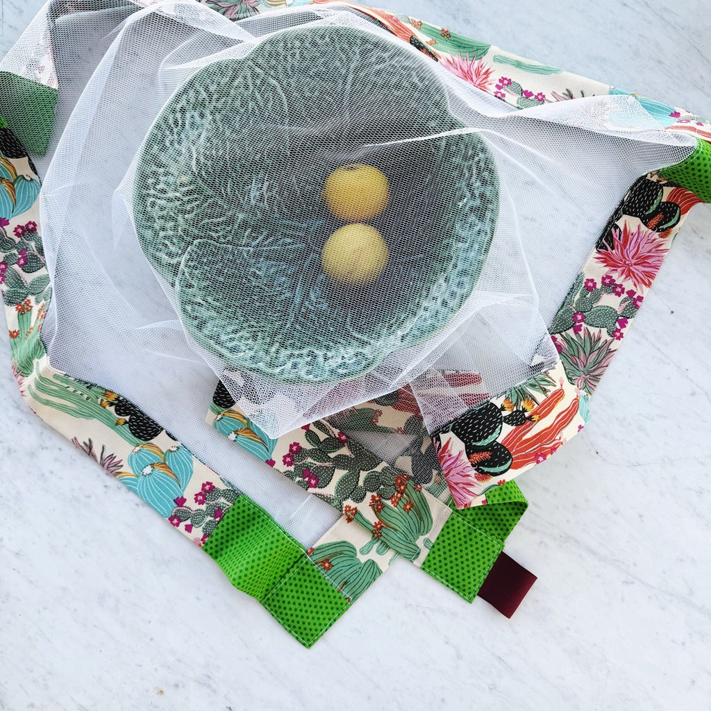 Cactus weighted mesh food cover.
