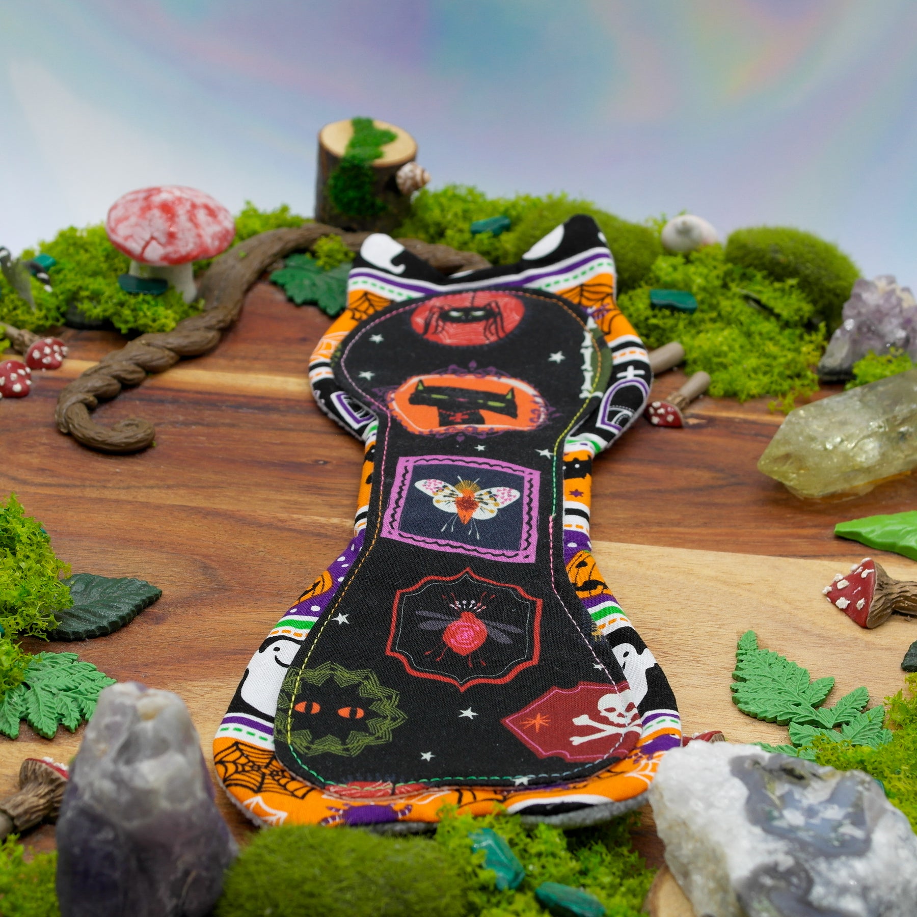 Eco-friendly reusable cloth pad 10" Moderate - Spooky Kitty
