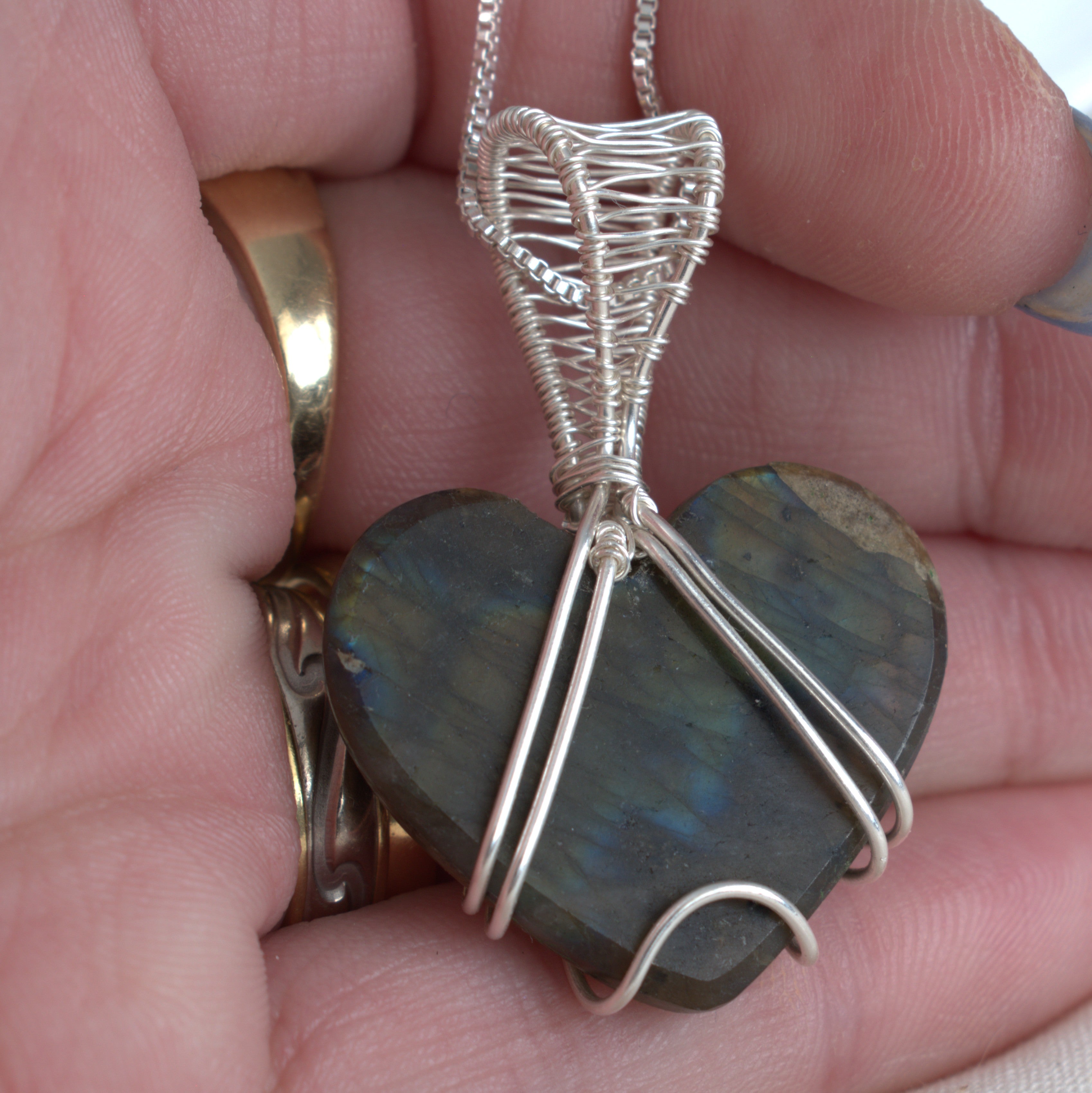 Heart of Midnight - Labradorite Pendant in Silver