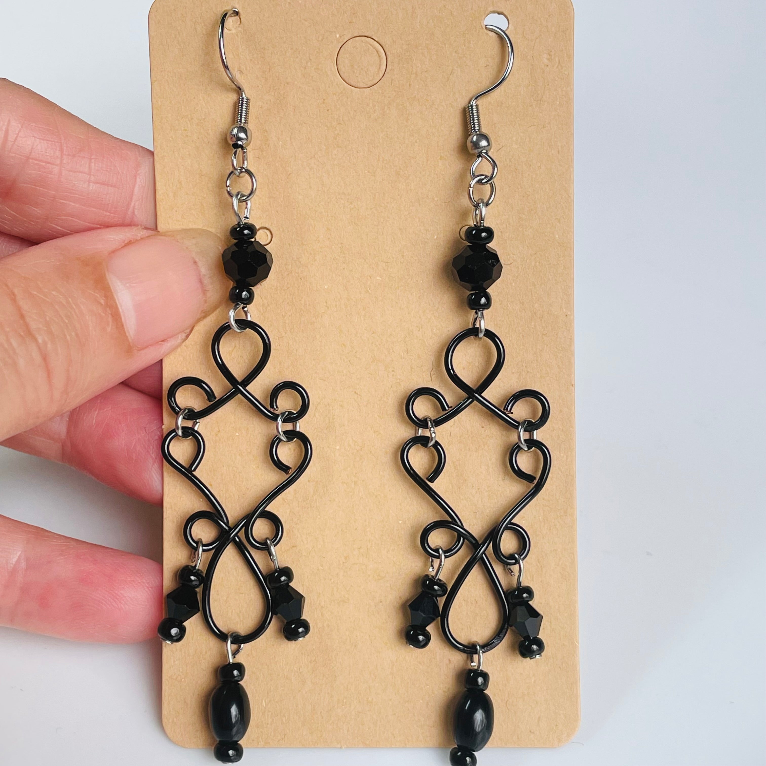B’s Classic Black Dangling Wired Earrings with Agate and Crystals