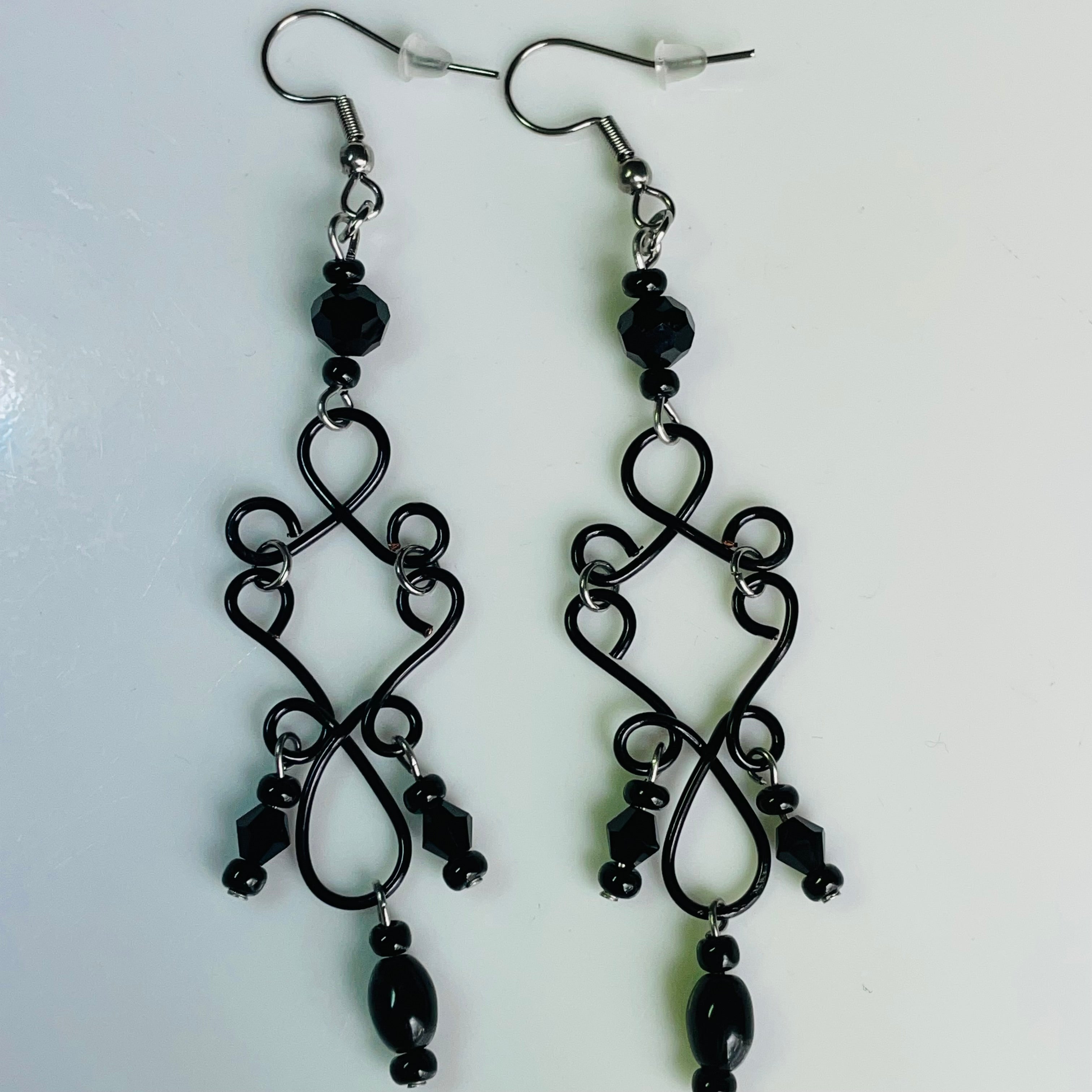 B’s Classic Black Dangling Wired Earrings with Agate and Crystals