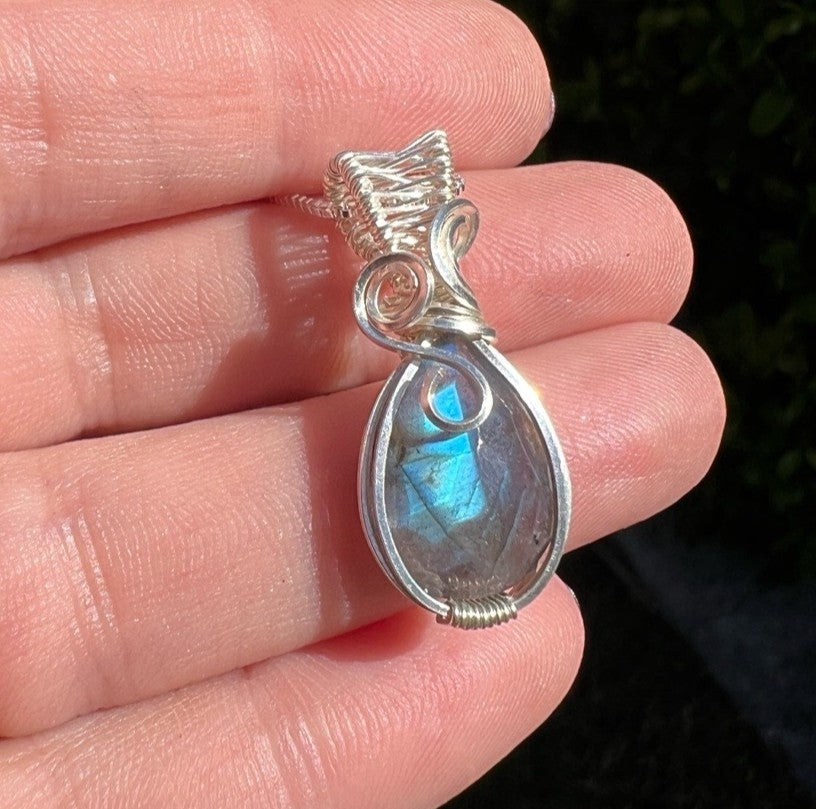Handmade Wire-wrapped Labradorite Necklace - Mother's Day Mini Pendant