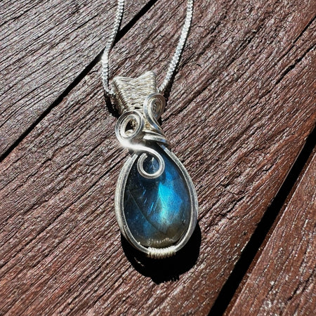 Handmade Wire-wrapped Labradorite Necklace - Mother's Day Mini Pendant