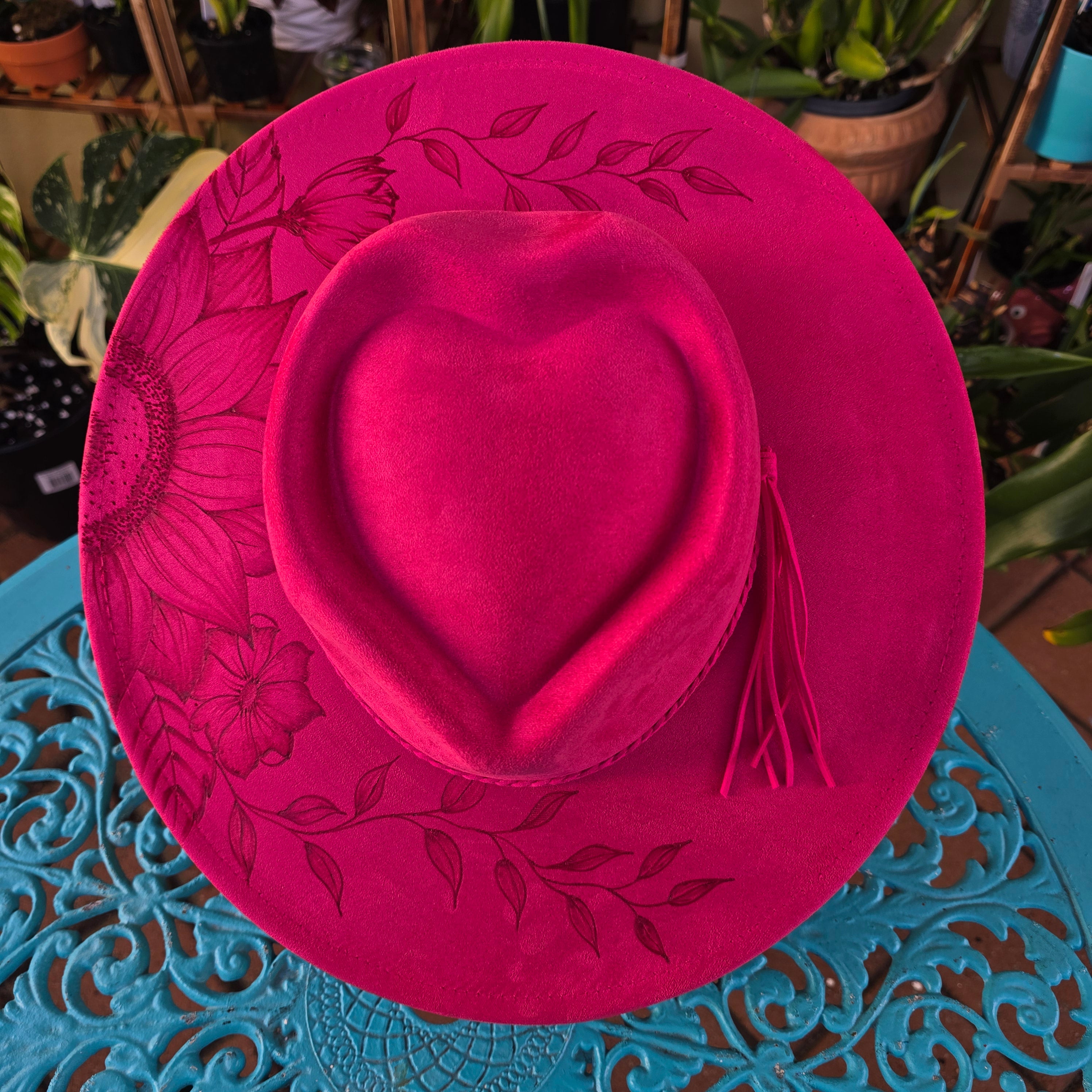 Hand burnt pyrographg hat - Heart shaped crown with sunflower ❤️🌸