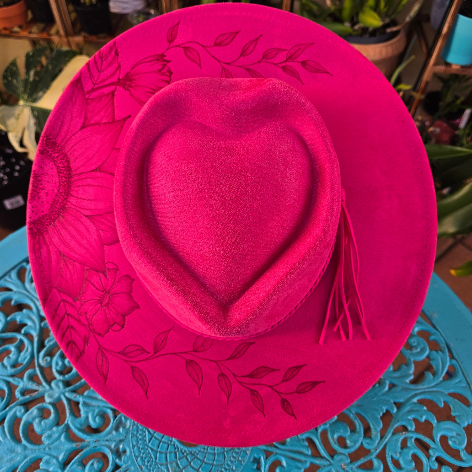 Hand burnt pyrographg hat - Heart shaped crown with sunflower ❤️🌸