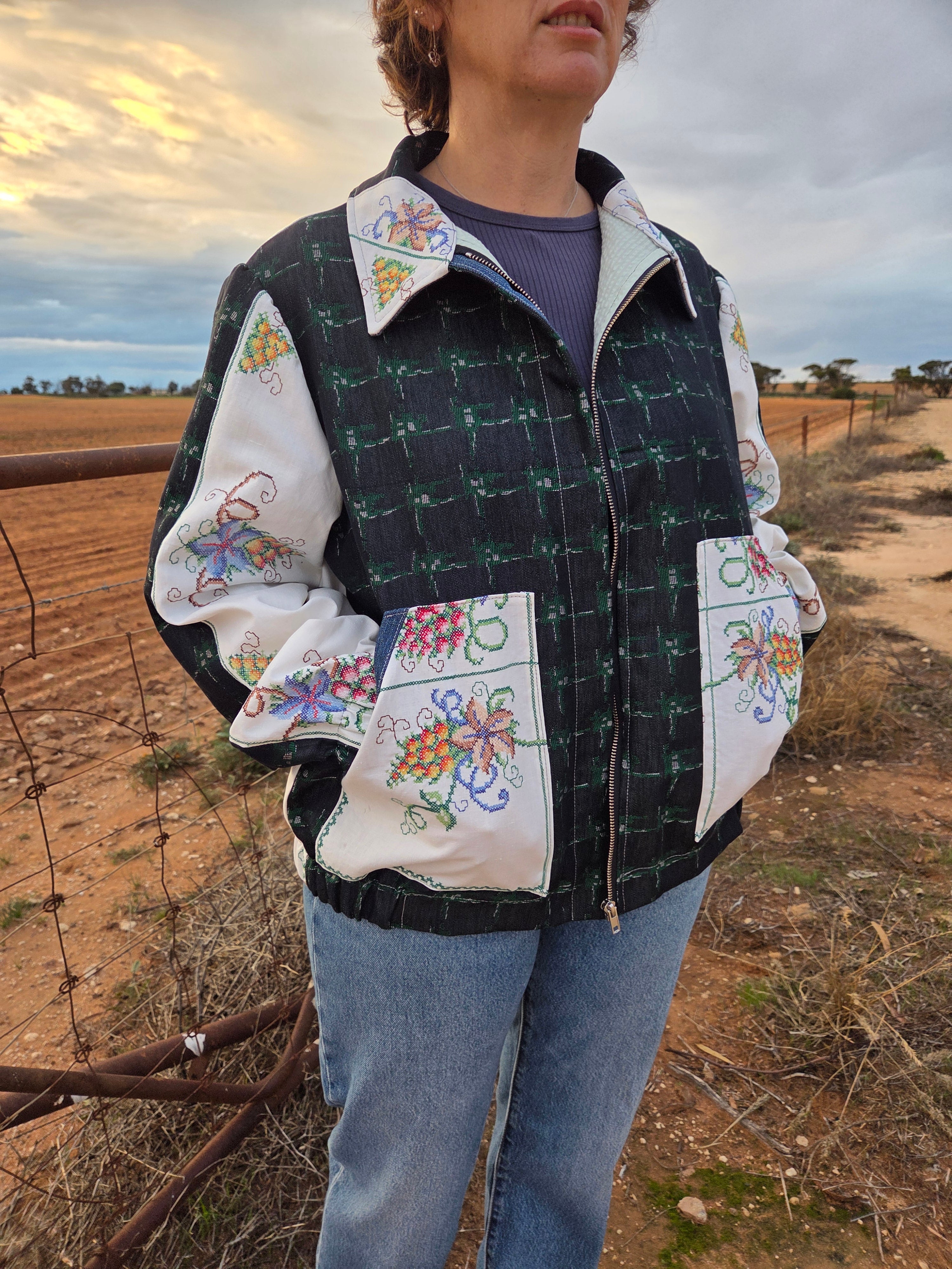 On the Vine - Denim Bomber jacket - L/XL