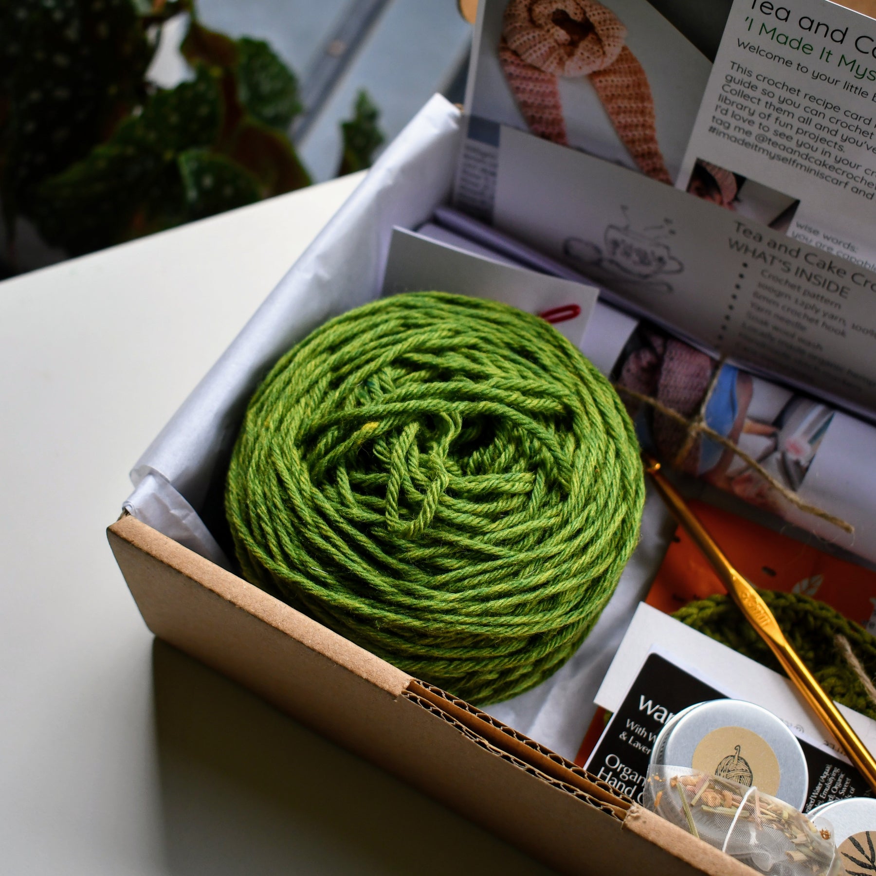 Crochet Kit DIY Beginner Friendly Fun Project Tapered Scarf Easy To Learn