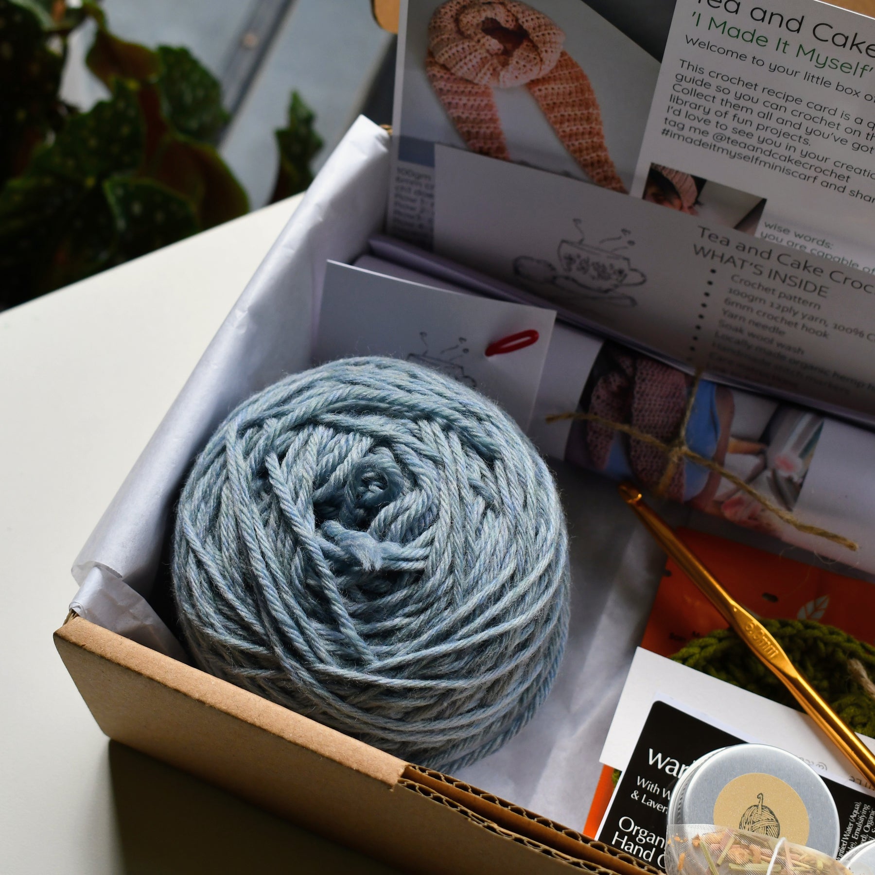 Crochet Kit DIY Beginner Friendly Fun Project Tapered Scarf Easy To Learn