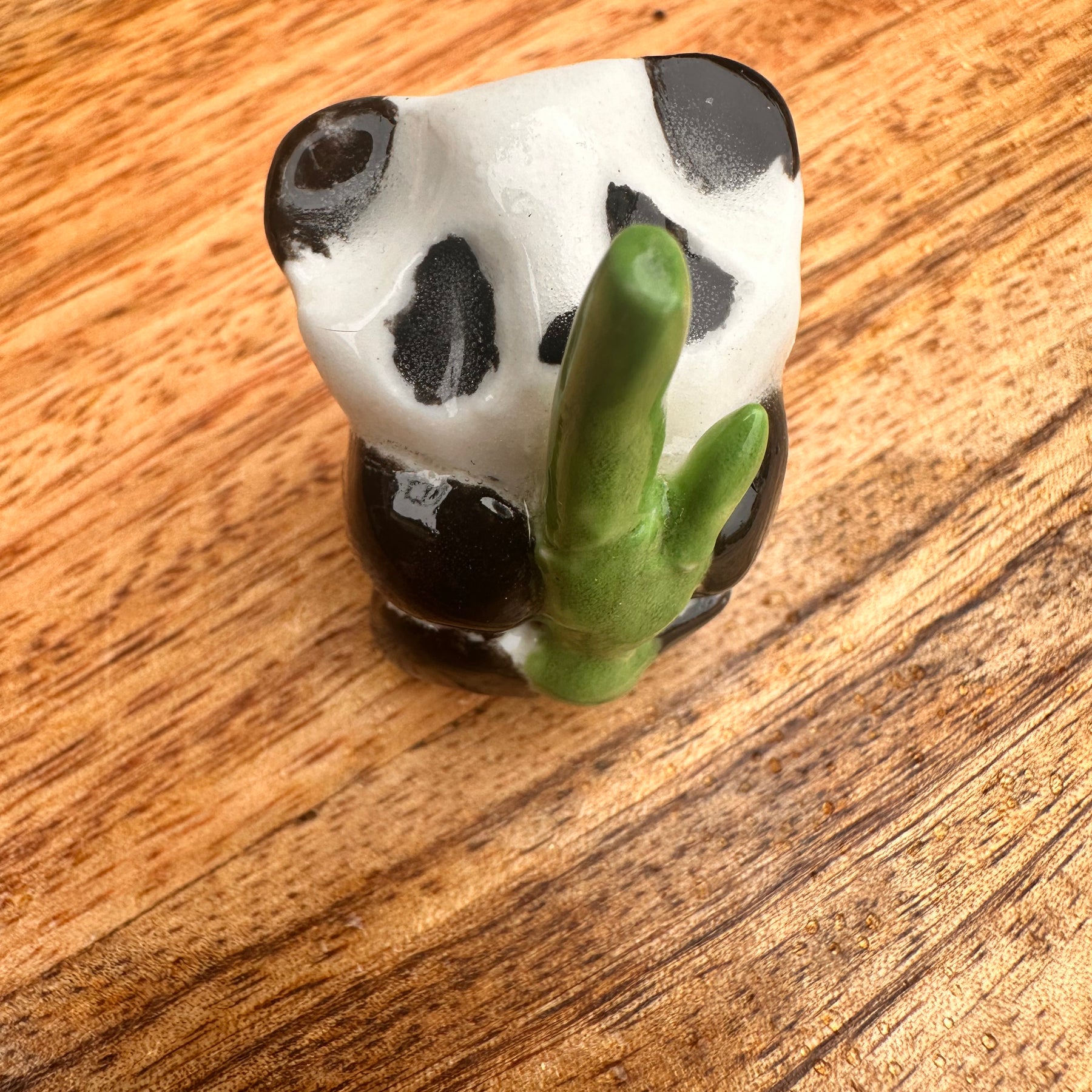 Ceramic Panda - Pocket animal collectable - Zen