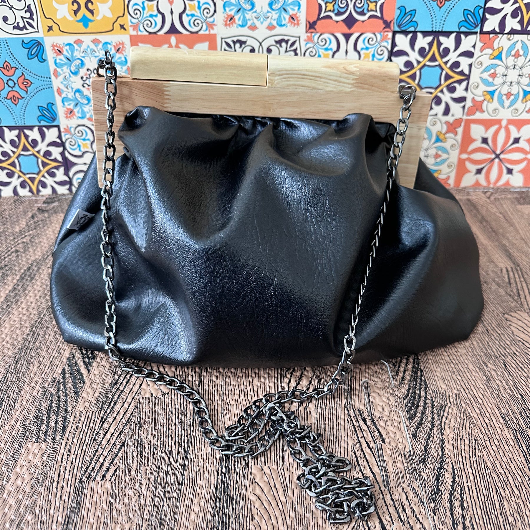 Classy Clutch