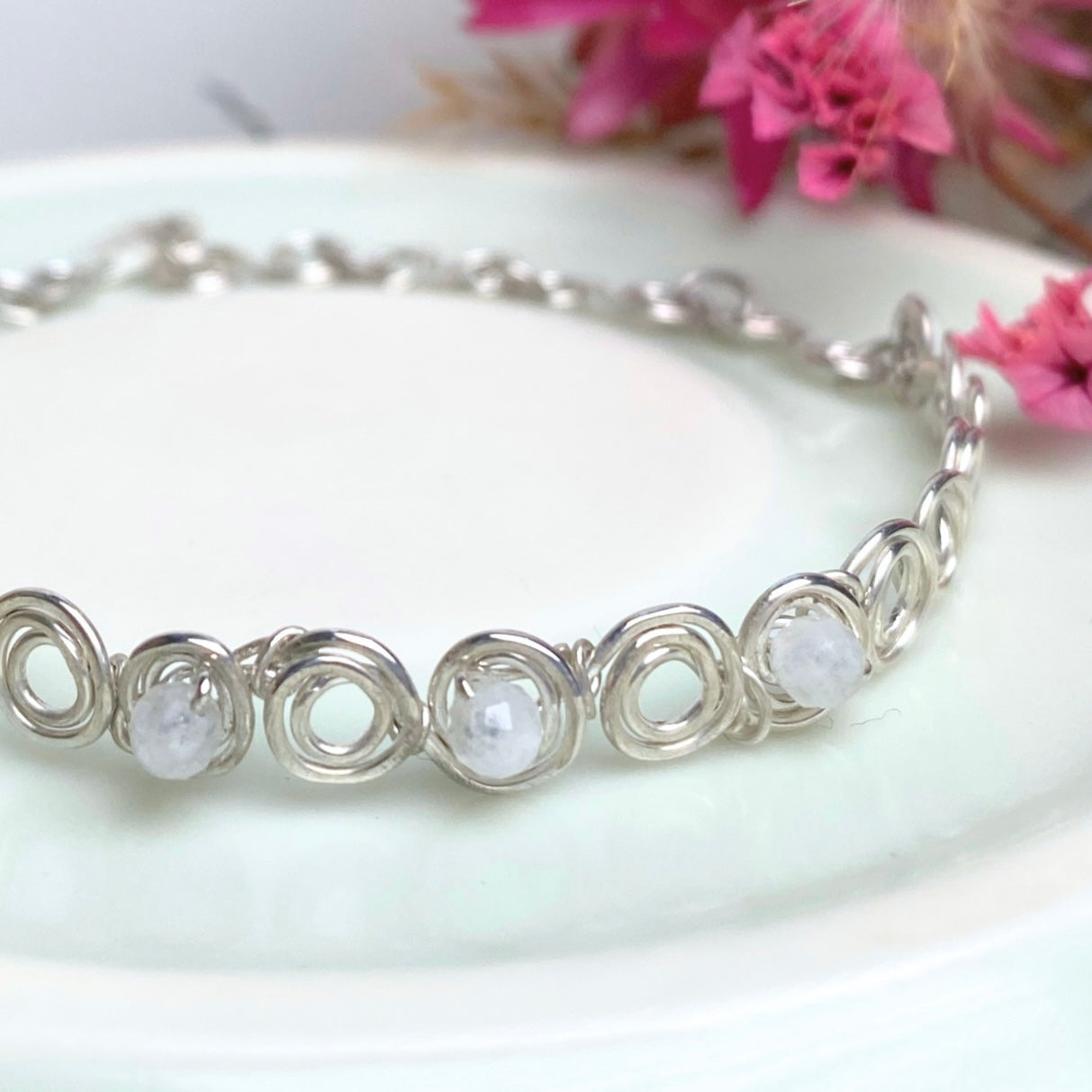 NEW Looping Silver bracelet with natural Moonstone  | Sterling silver | Faceted Moonstone beads | Birthstone-inspired jewellery