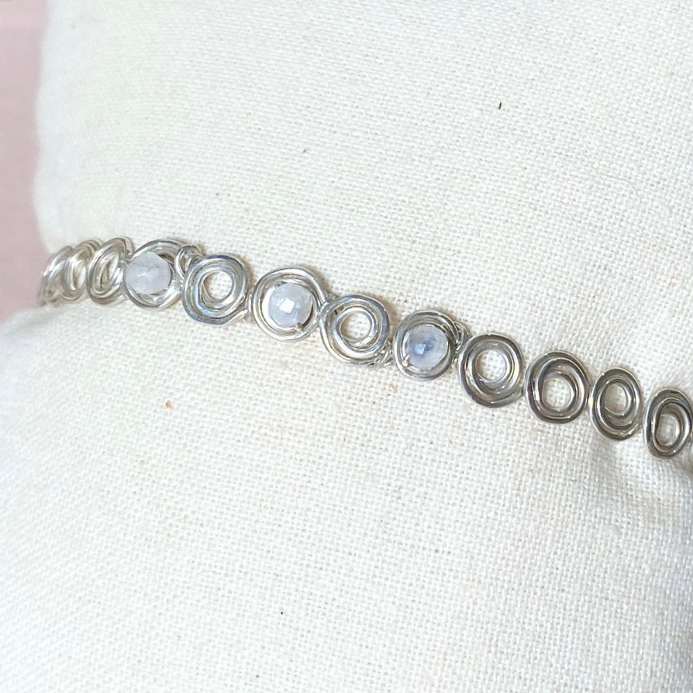 NEW Looping Silver bracelet with natural Moonstone  | Sterling silver | Faceted Moonstone beads | Birthstone-inspired jewellery