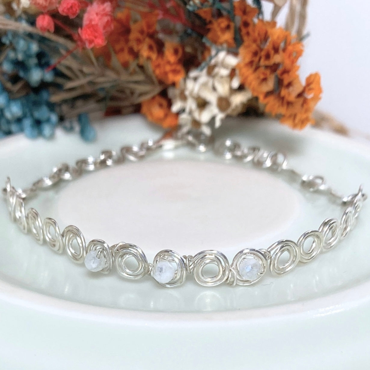 NEW Looping Silver bracelet with natural Moonstone  | Sterling silver | Faceted Moonstone beads | Birthstone-inspired jewellery