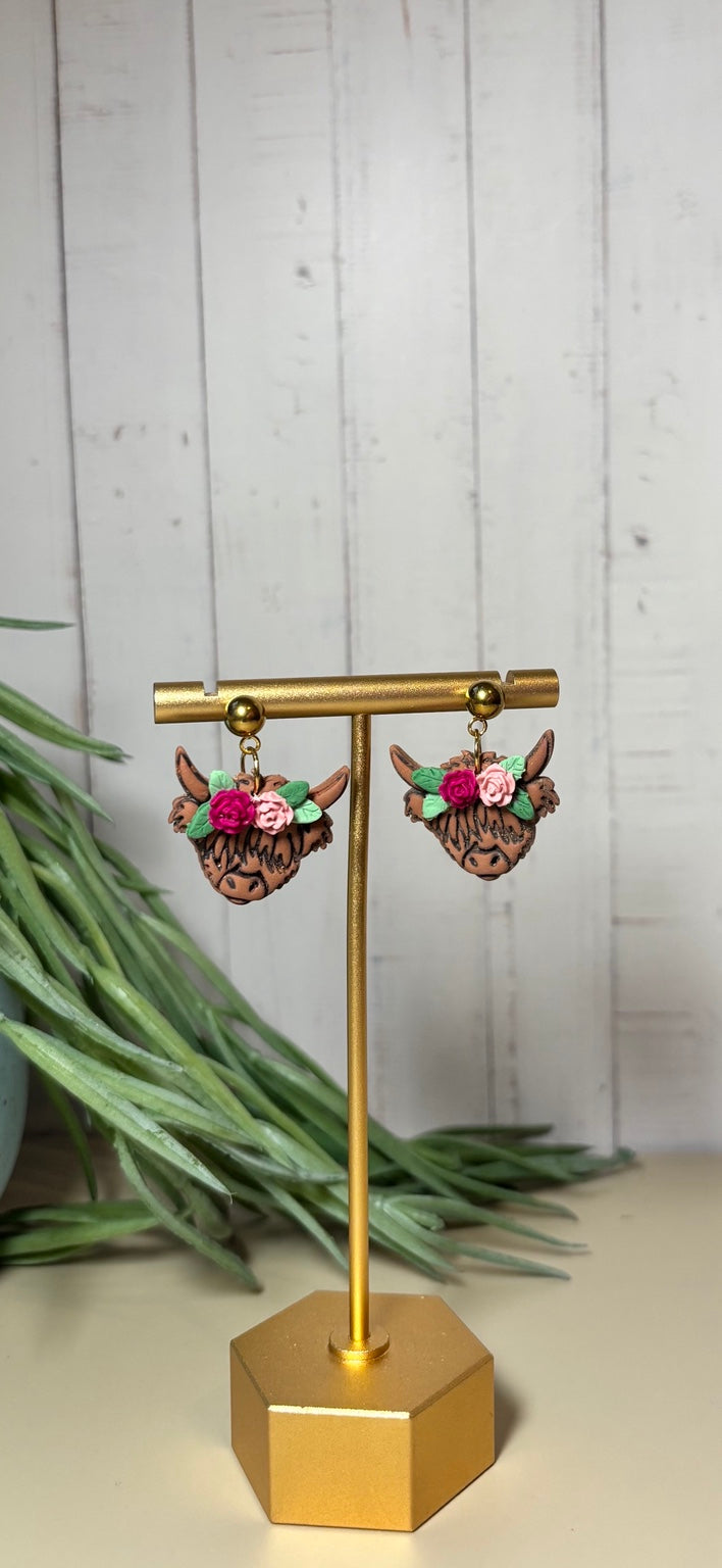“Charlotte “ Highland Cow Earrings