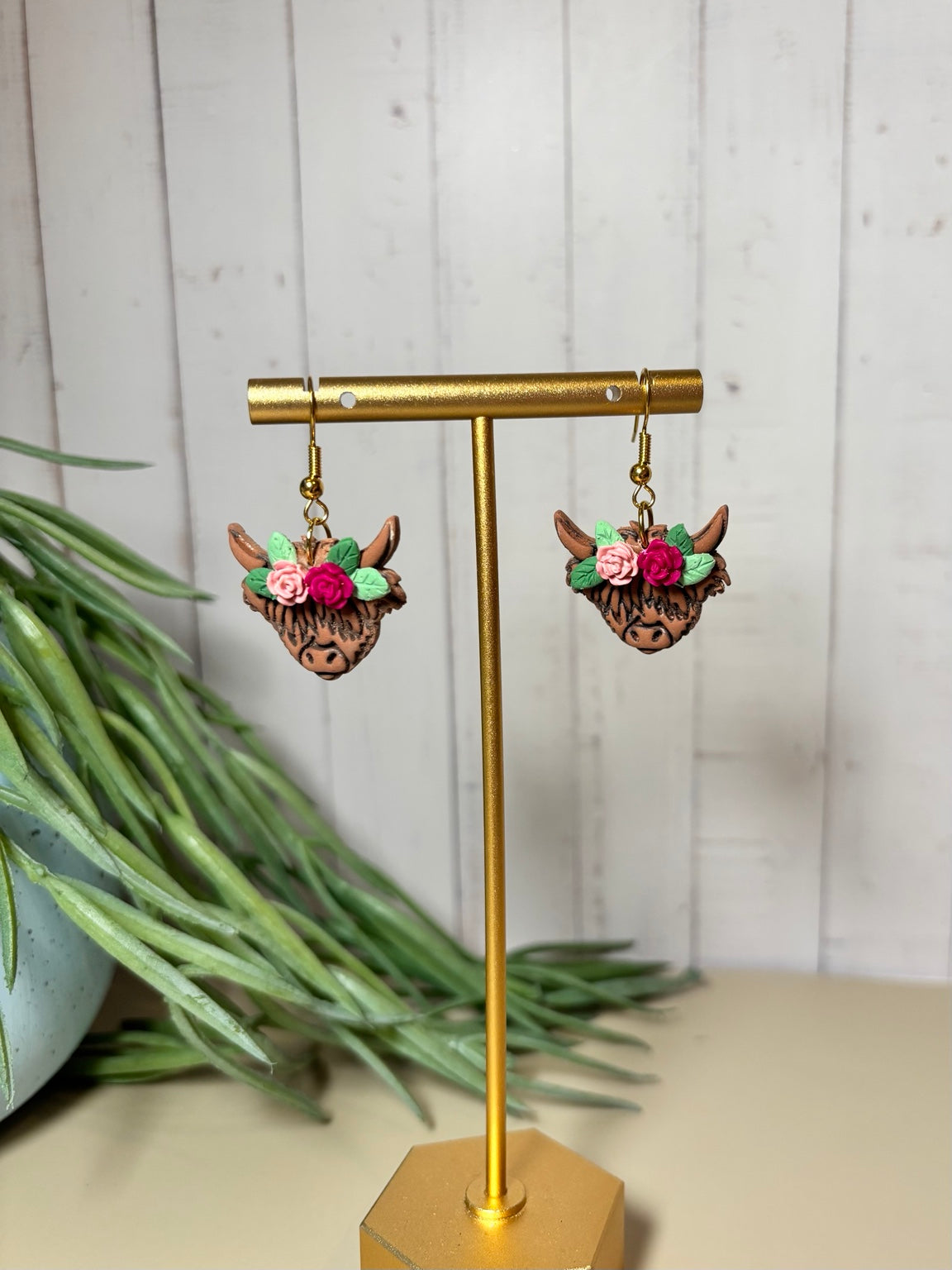 “Charlotte “ Highland Cow Earrings