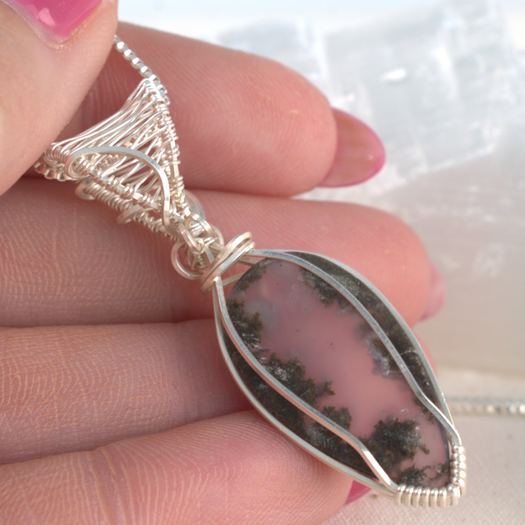 Misty Hollow – Indonesian Moss Agate Silver-Filled Pendant