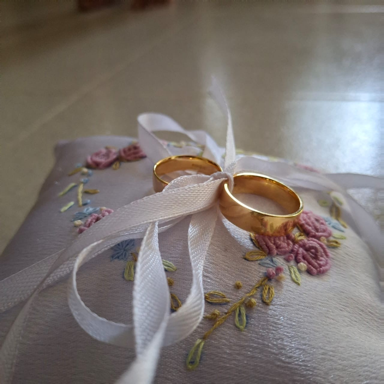 Wedding Ring Bearing Pillows