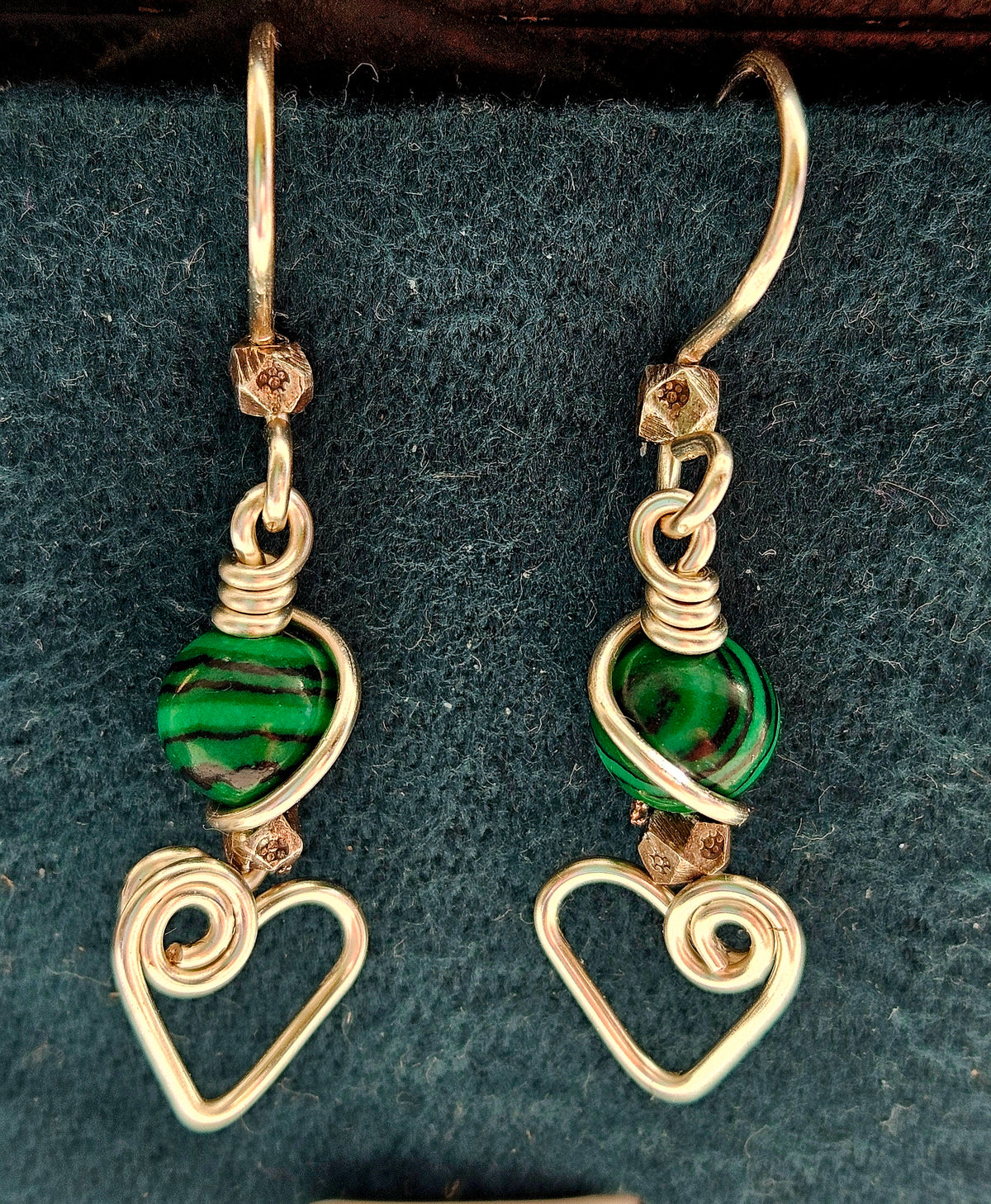 💚 Malachite & Thai Silver Heart Earrings