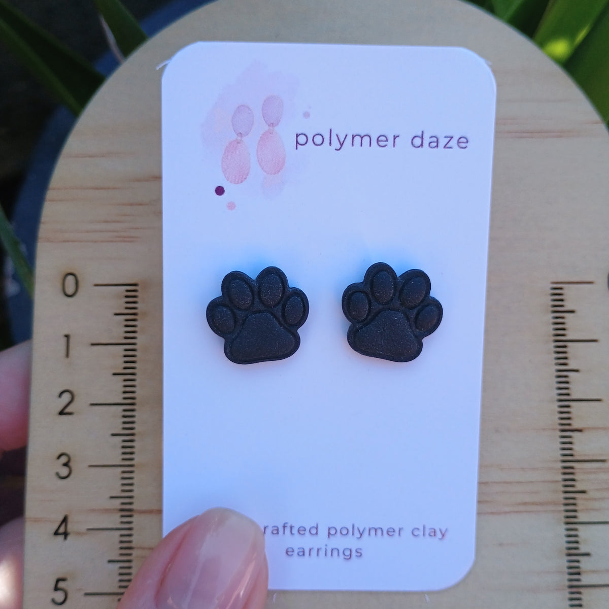 Puppy paws stud earrings