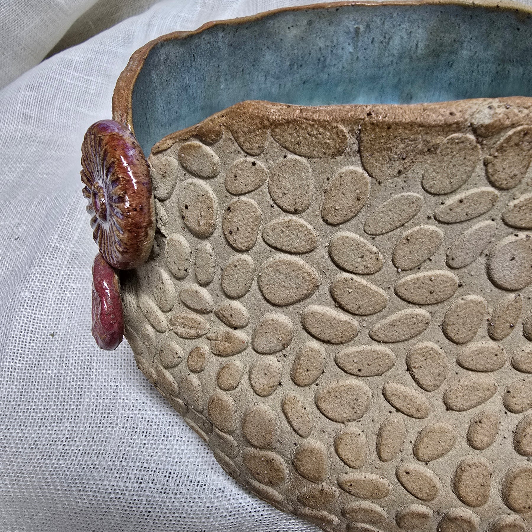 Rockpool series. Large textured bowl