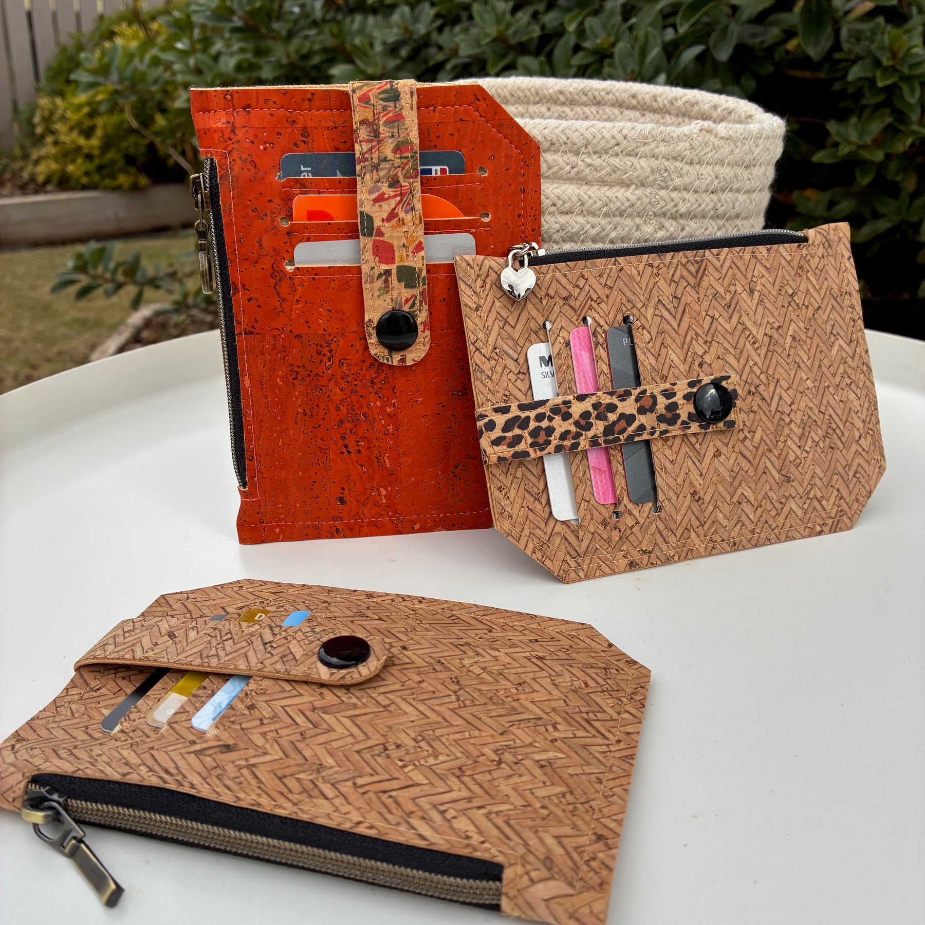 Portuguese Herringbone natural cork with black snap