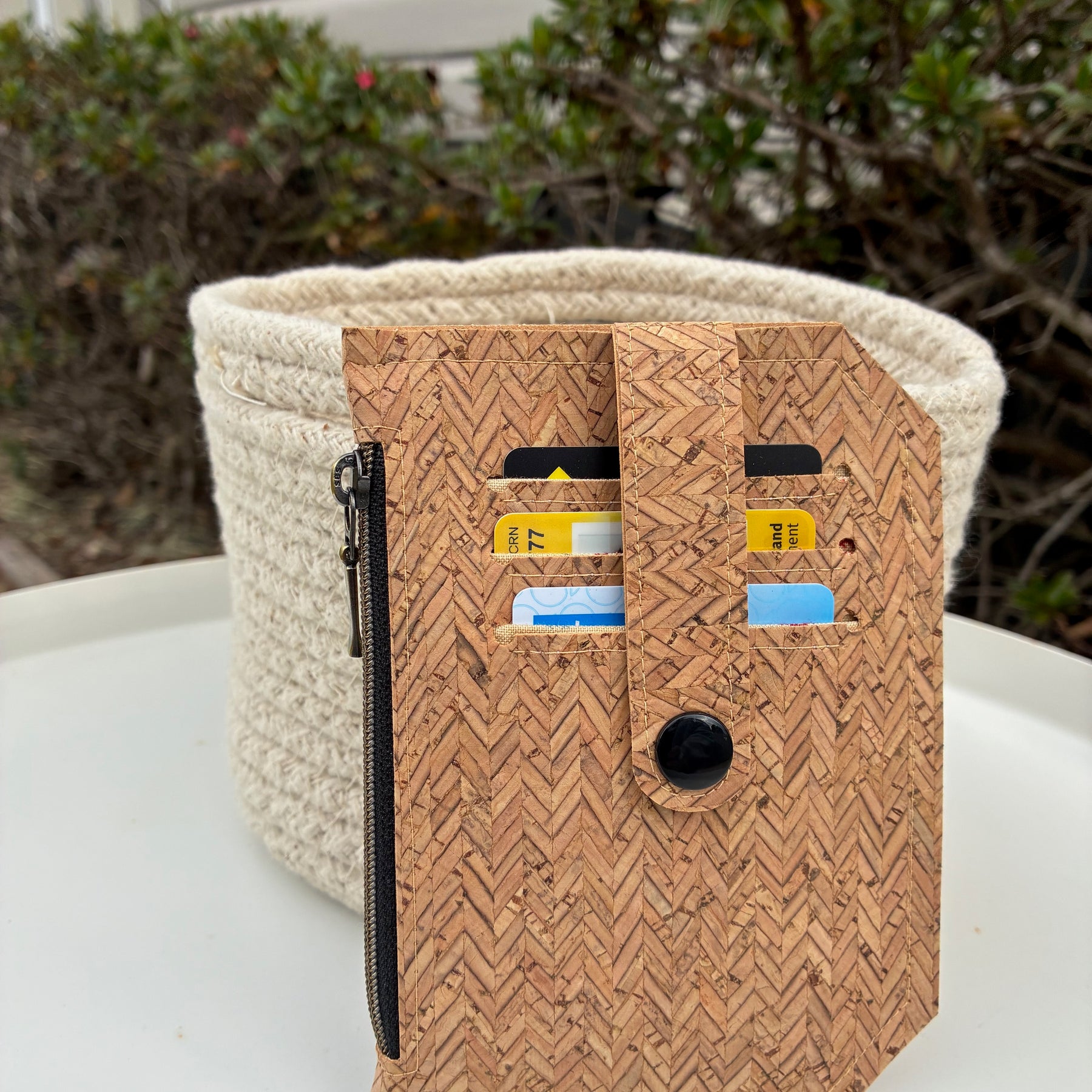 Portuguese Herringbone natural cork with black snap