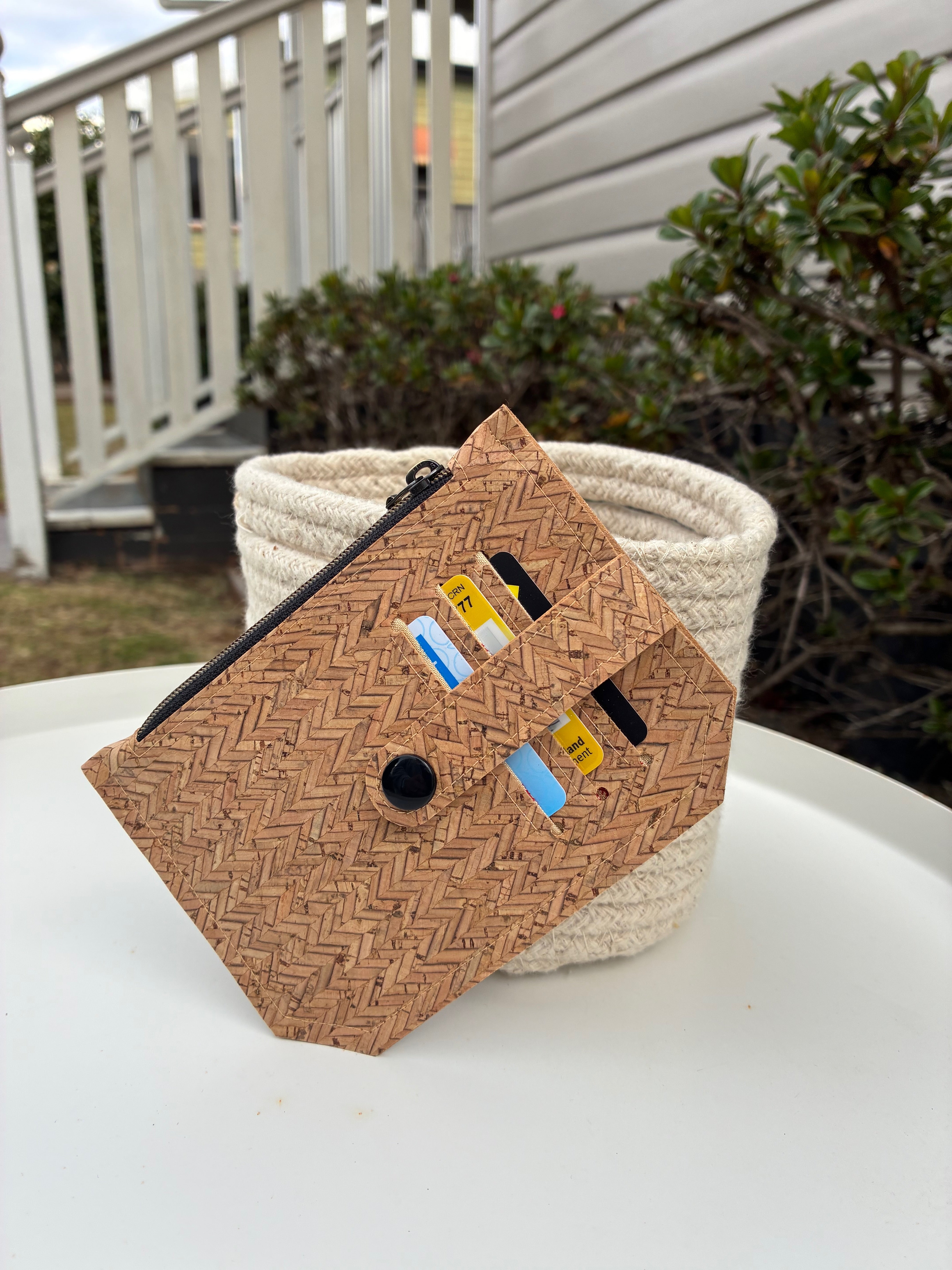 Portuguese Herringbone natural cork with black snap