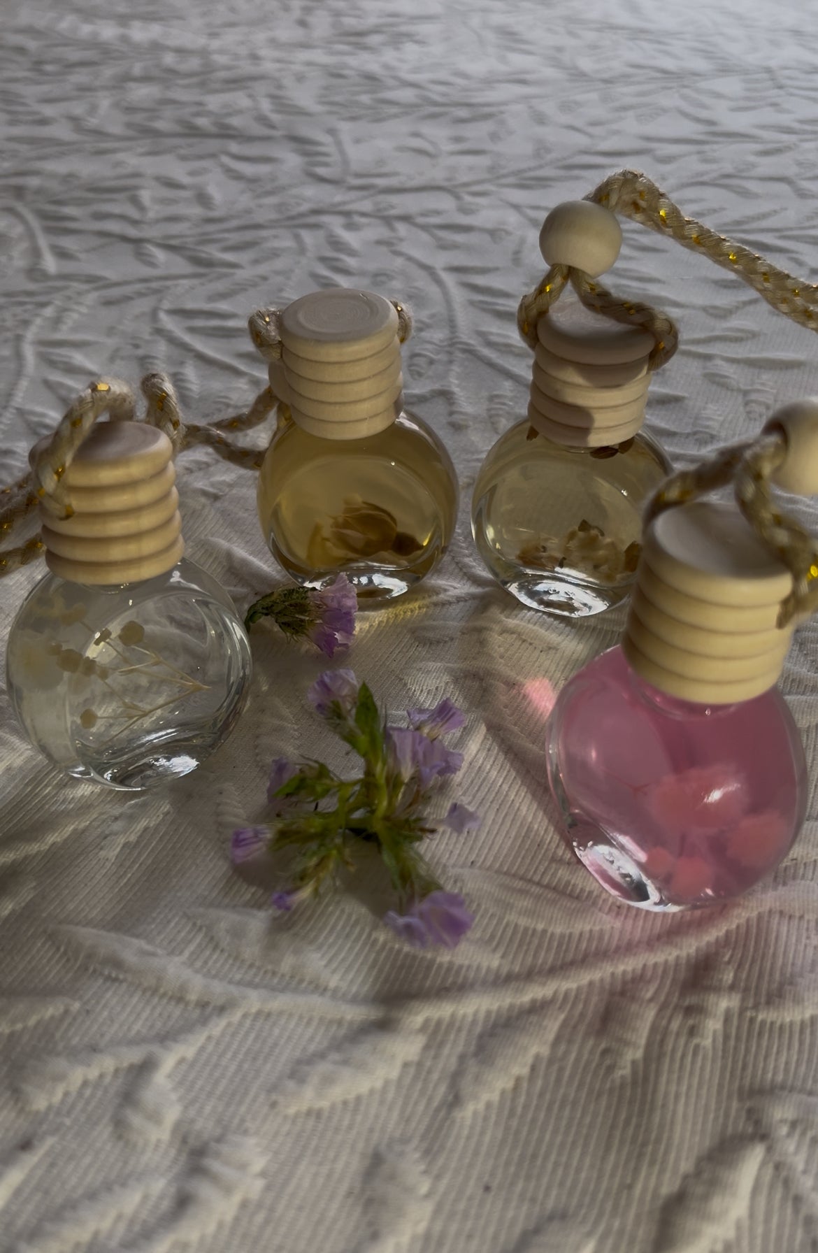 Car Air Freshener Diffusers - Elegant & Long Lasting Premium aroma