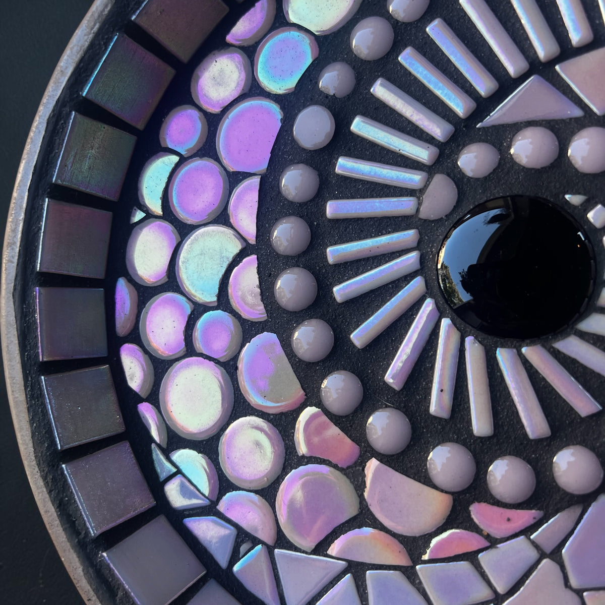 Mosaic Bee Bath. Pink Fern.