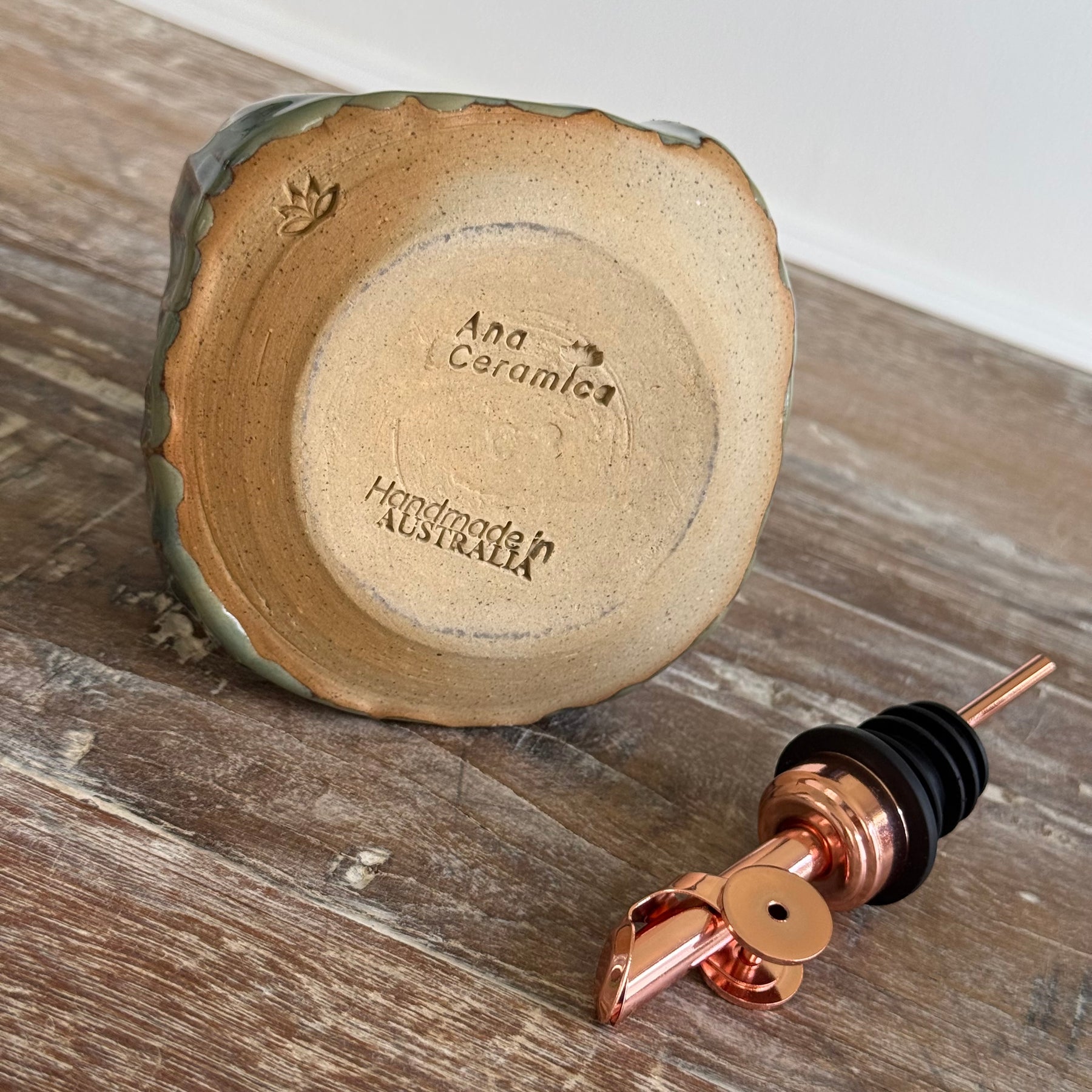 Handmade Ceramic Olive Oil Bottle | Grove – The Daily Pour | 420ml