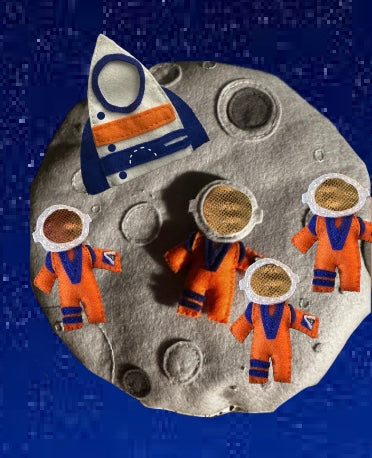 Felt Moon play mat set
