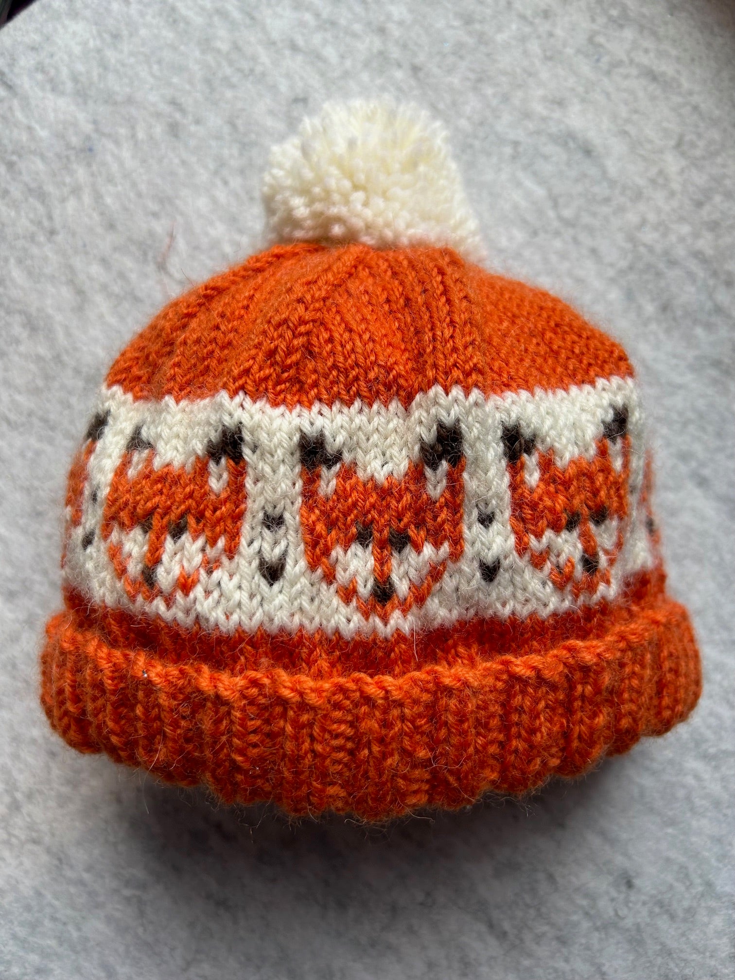 Foxy Beanie Knitting Pattern
