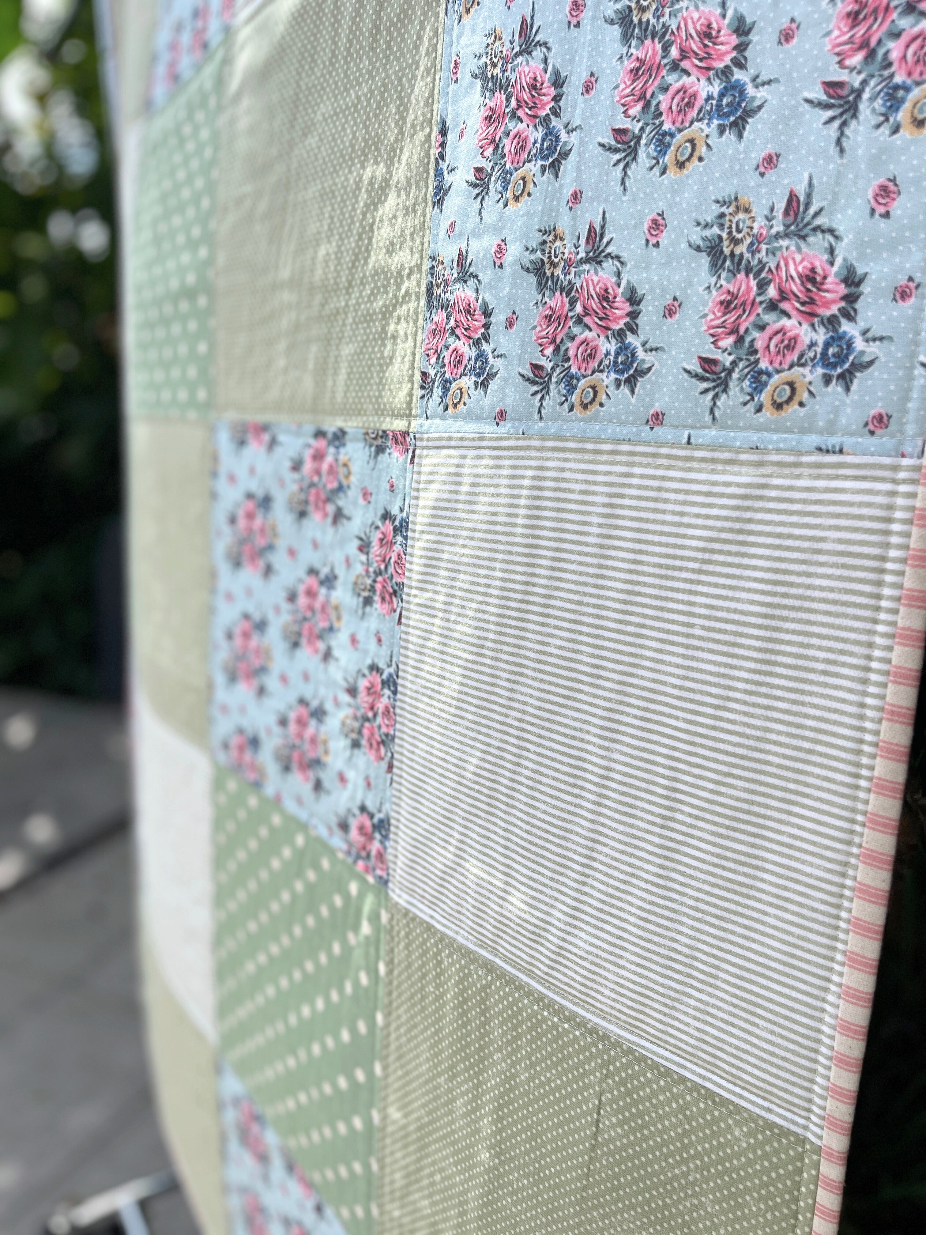 Meadow Dew baby/Lap quilt