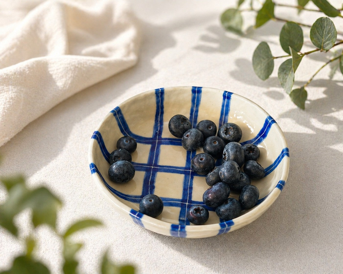 Medium berry bowl