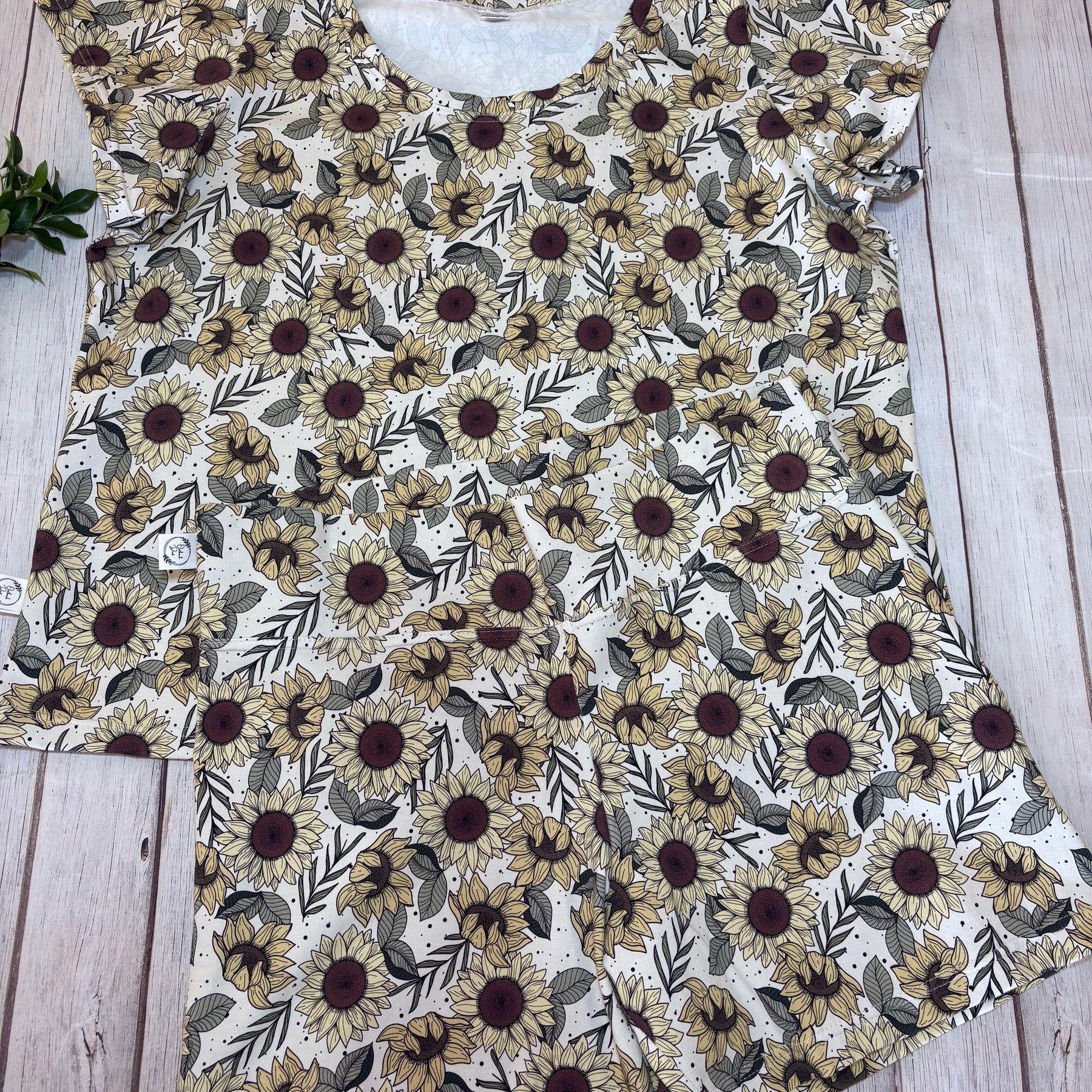 Women's Sunflower Set- Size 18
