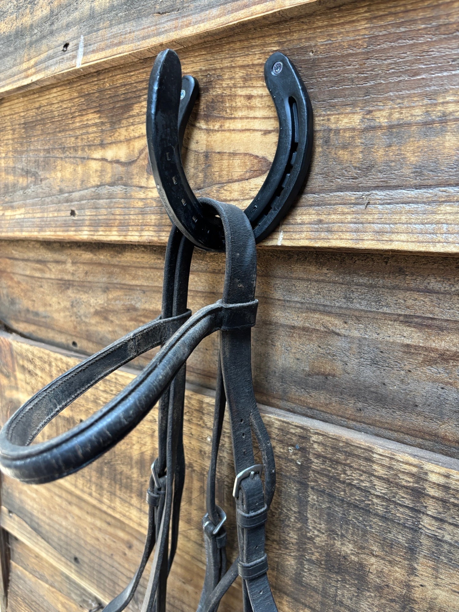 Horseshoe Hook for Barn and Stable