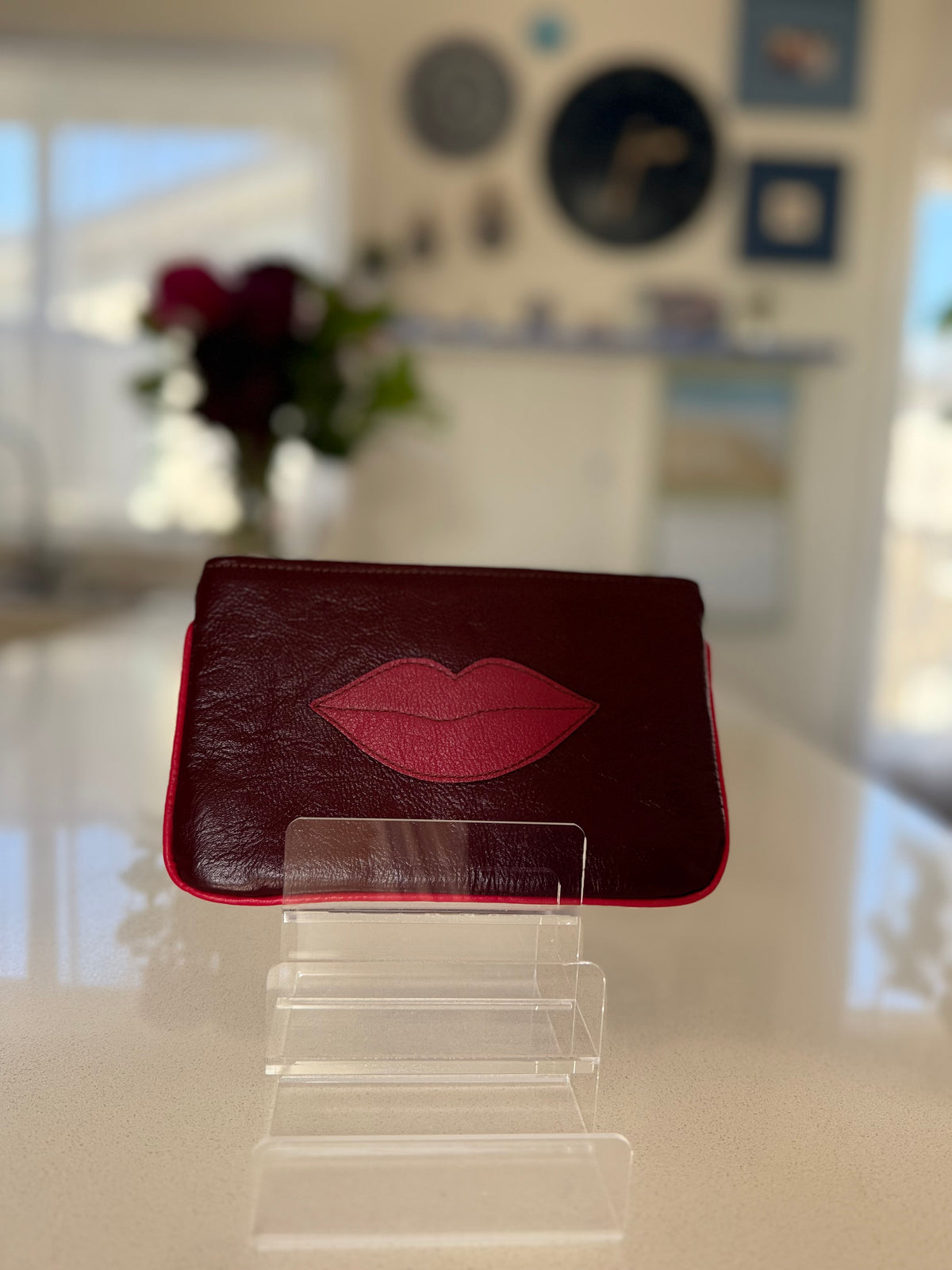 Leather makeup bag / pouch 'Kiss'