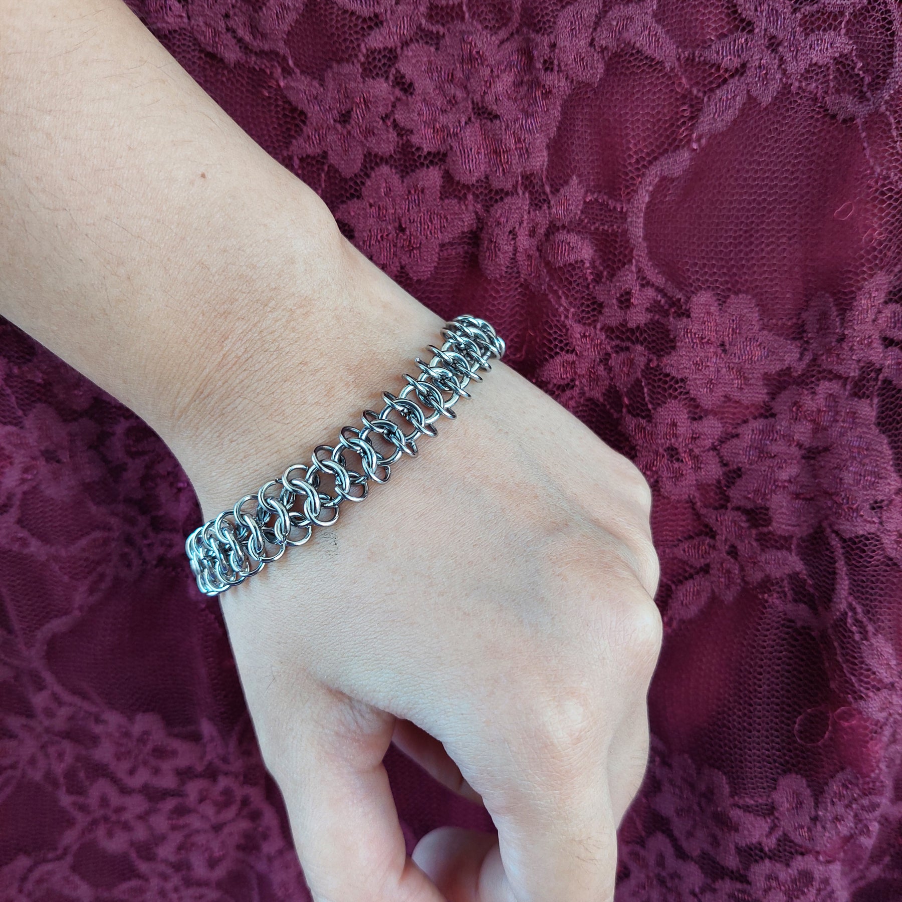 European 4 in 1 chainmaille bracelet
