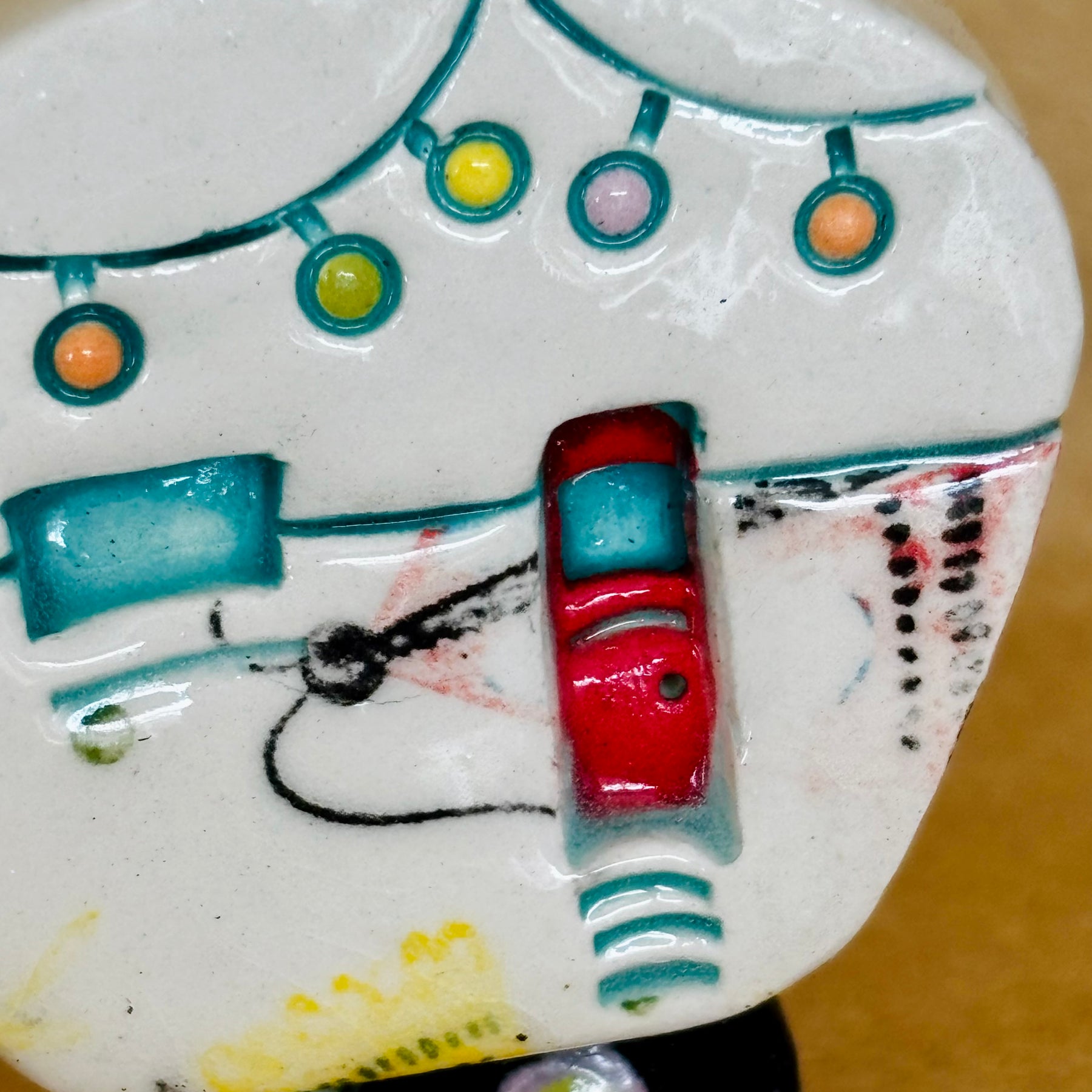 Small Retro Collectable Ceramic Caravan 11