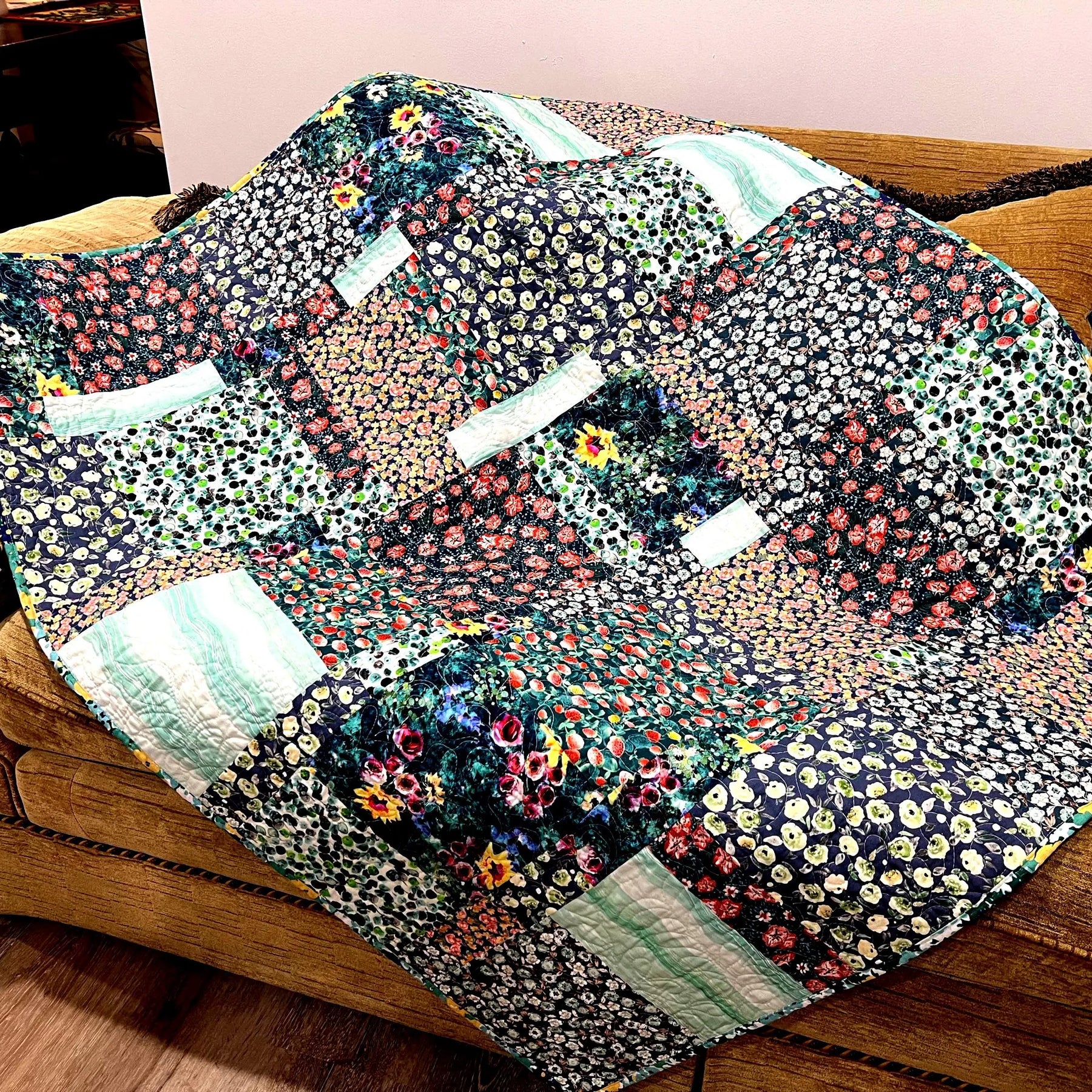 Easy 5-Cut Fat Quarter Quilt Pattern: Beginner PDF Tutorial (Lap Size 50"x60")