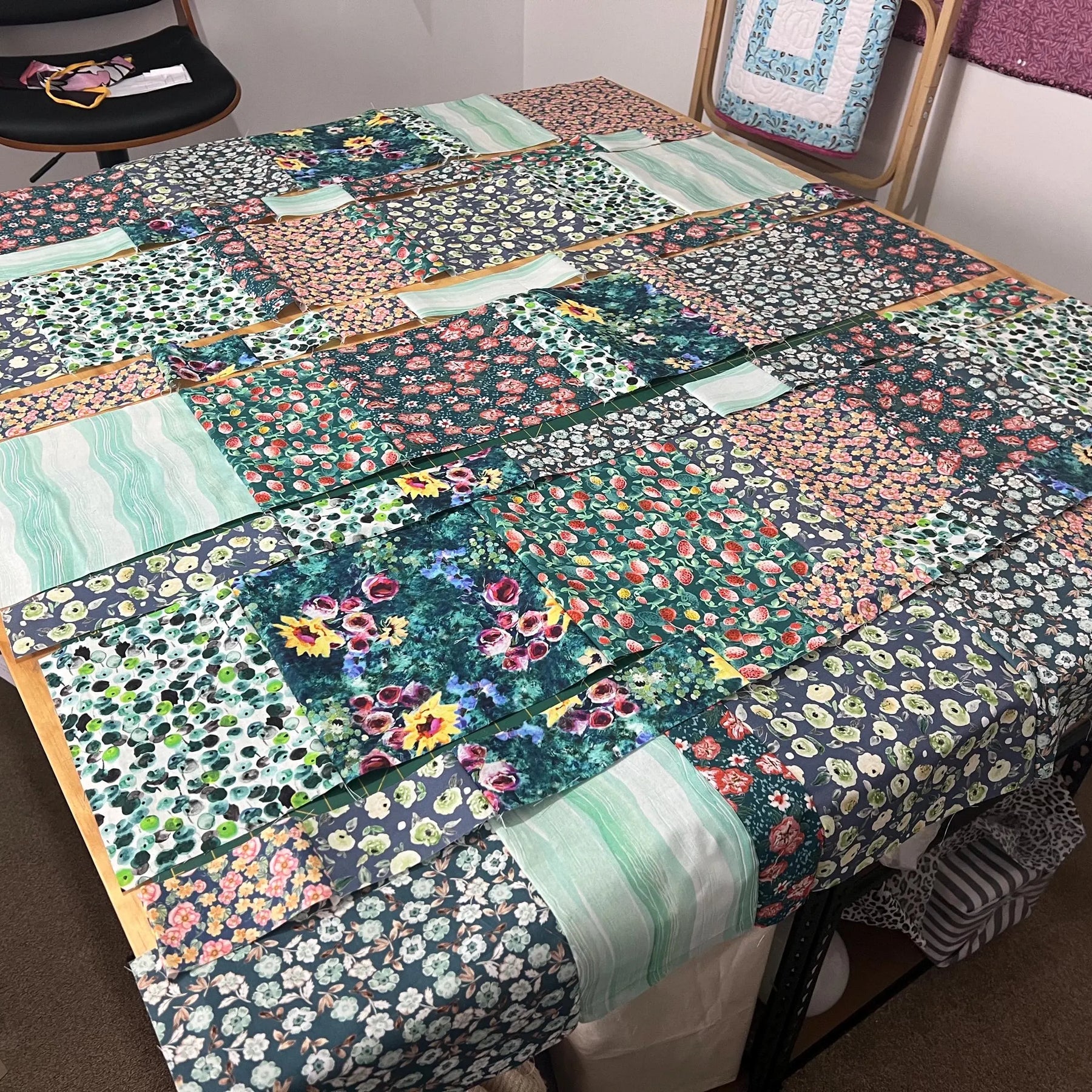 Easy 5-Cut Fat Quarter Quilt Pattern: Beginner PDF Tutorial (Lap Size 50"x60")