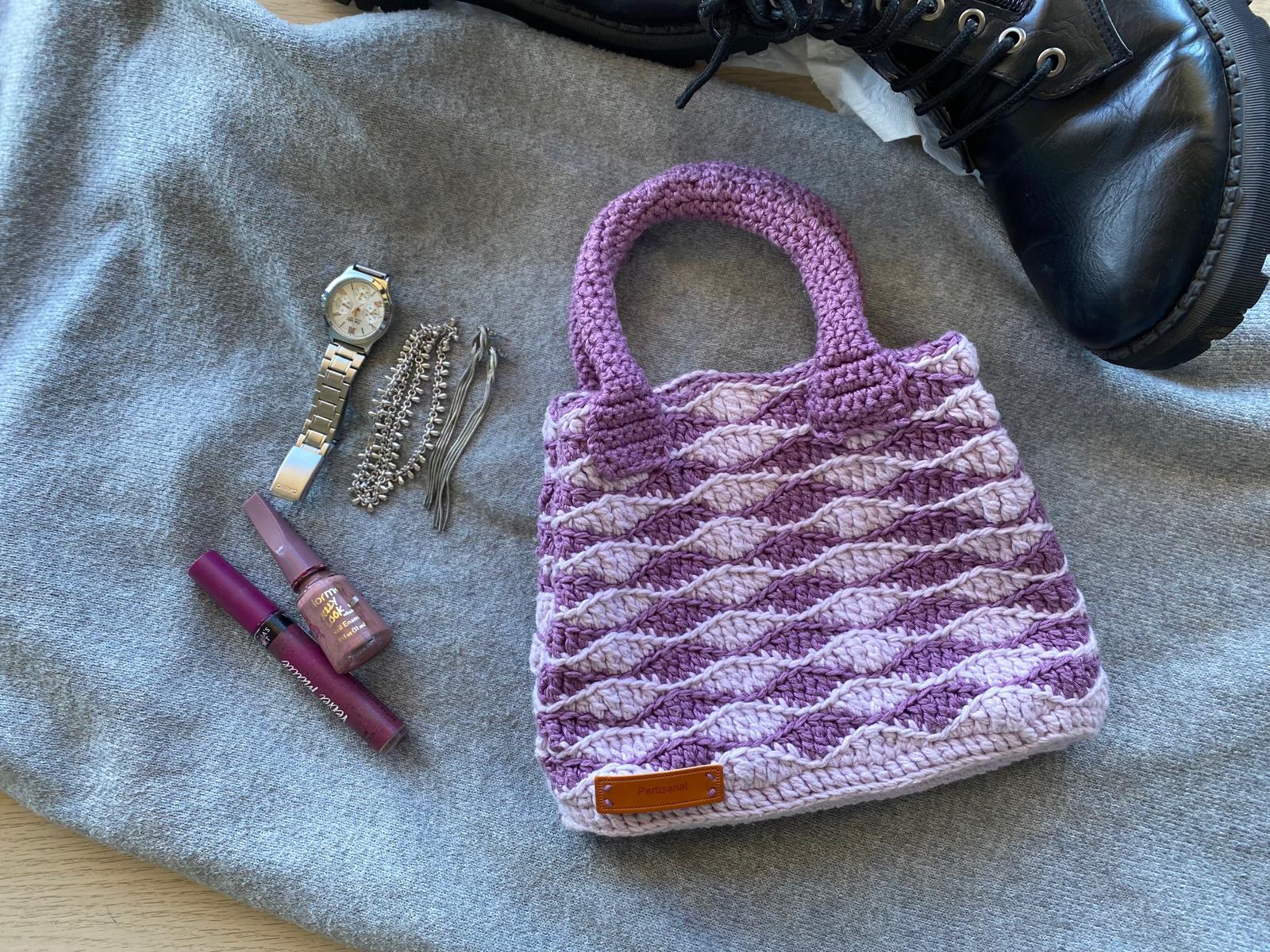 The Lavender Ripple Crochet Bag – Convertible Handbag